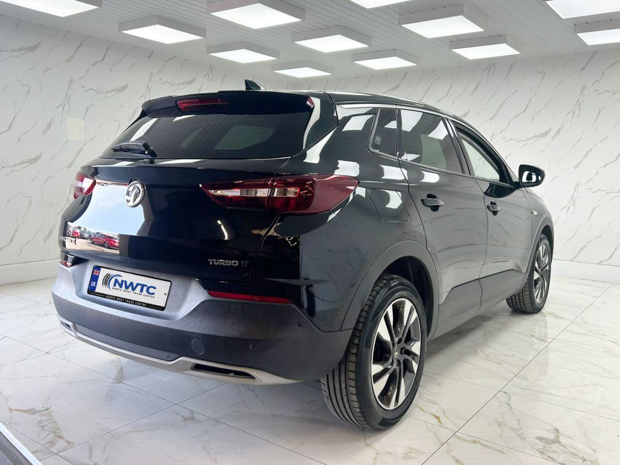 Vauxhall Grandland X view 11