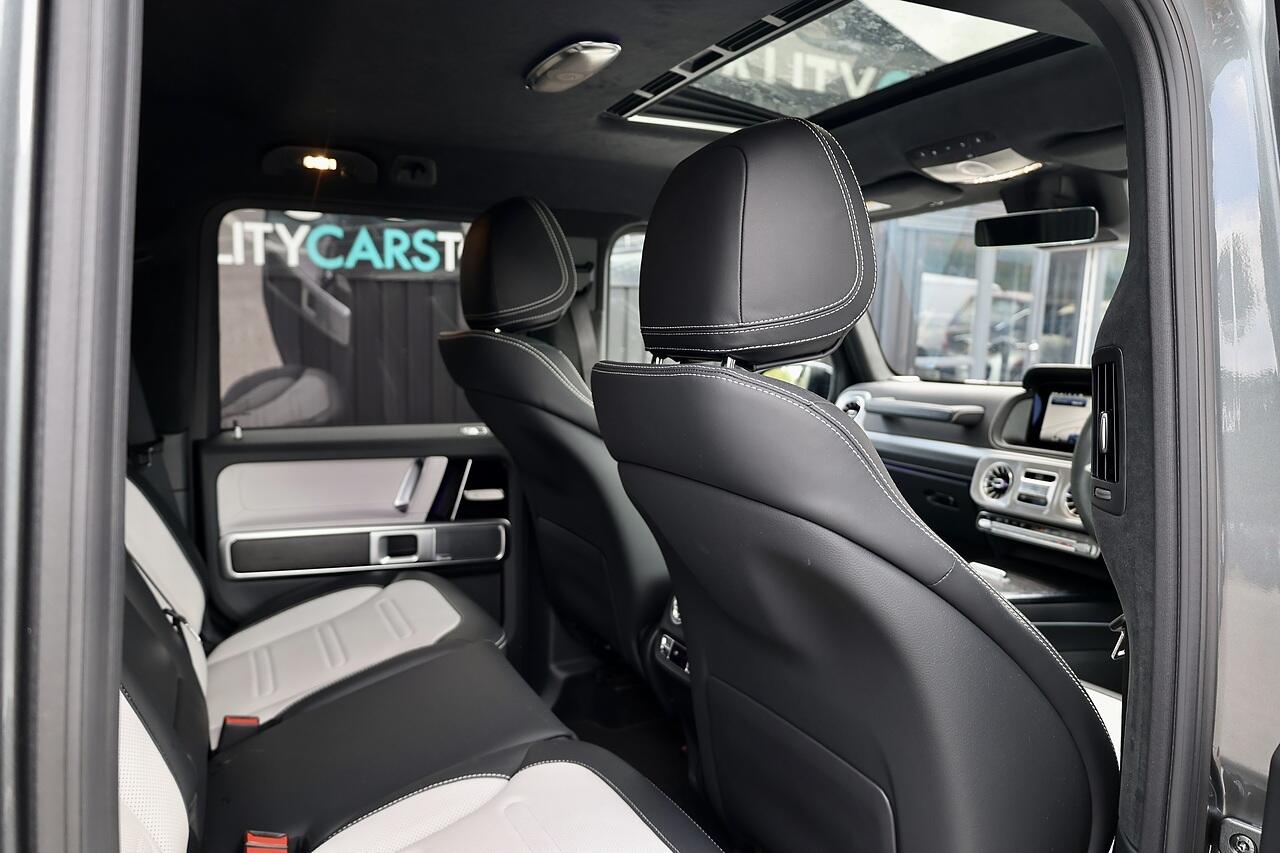 Mercedes-Benz G Class view 32