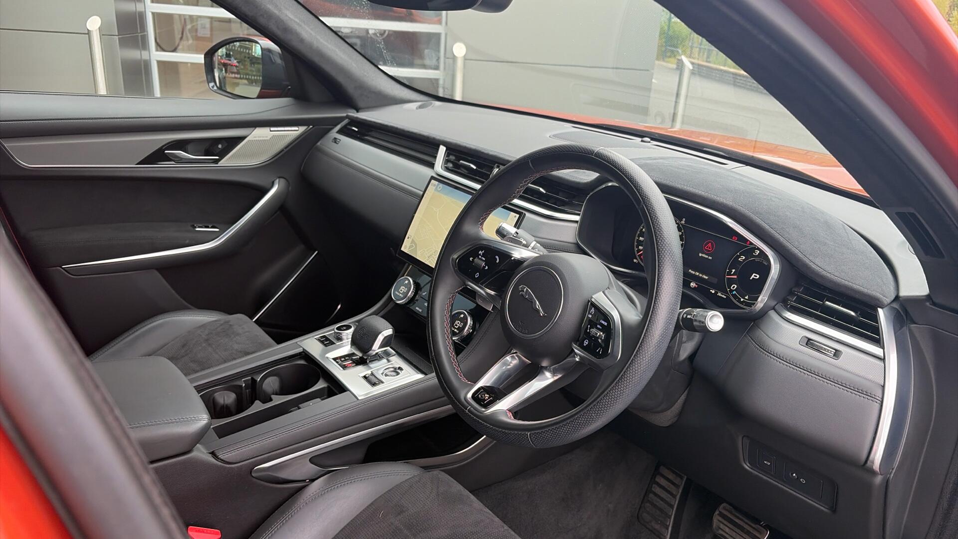 Jaguar F-Pace view 35