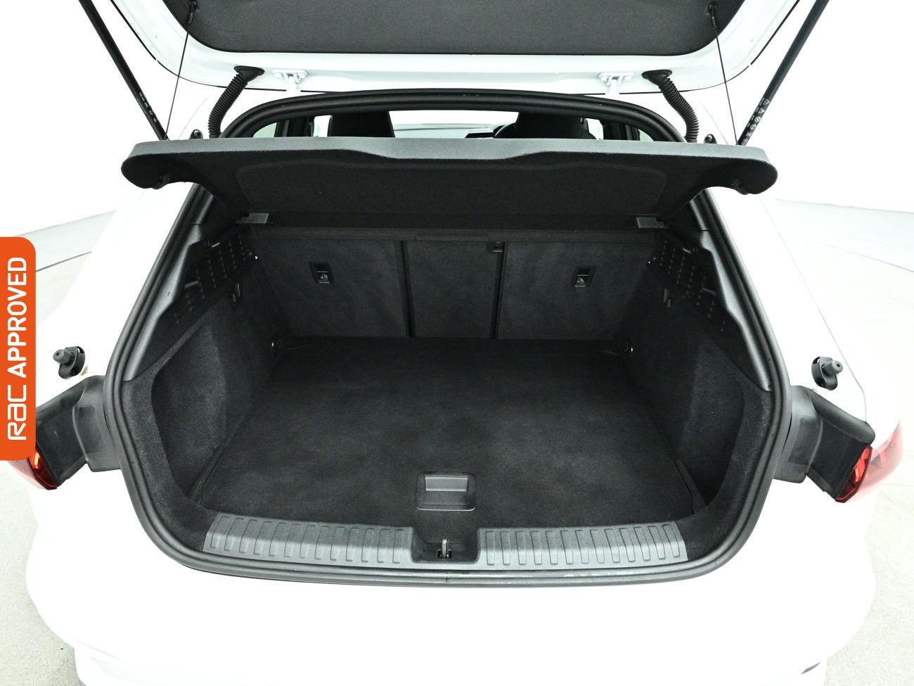 Audi A3 view 26