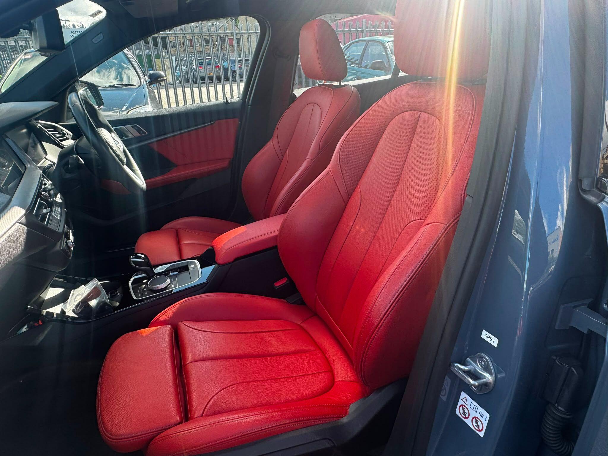 BMW 1 Series view 35