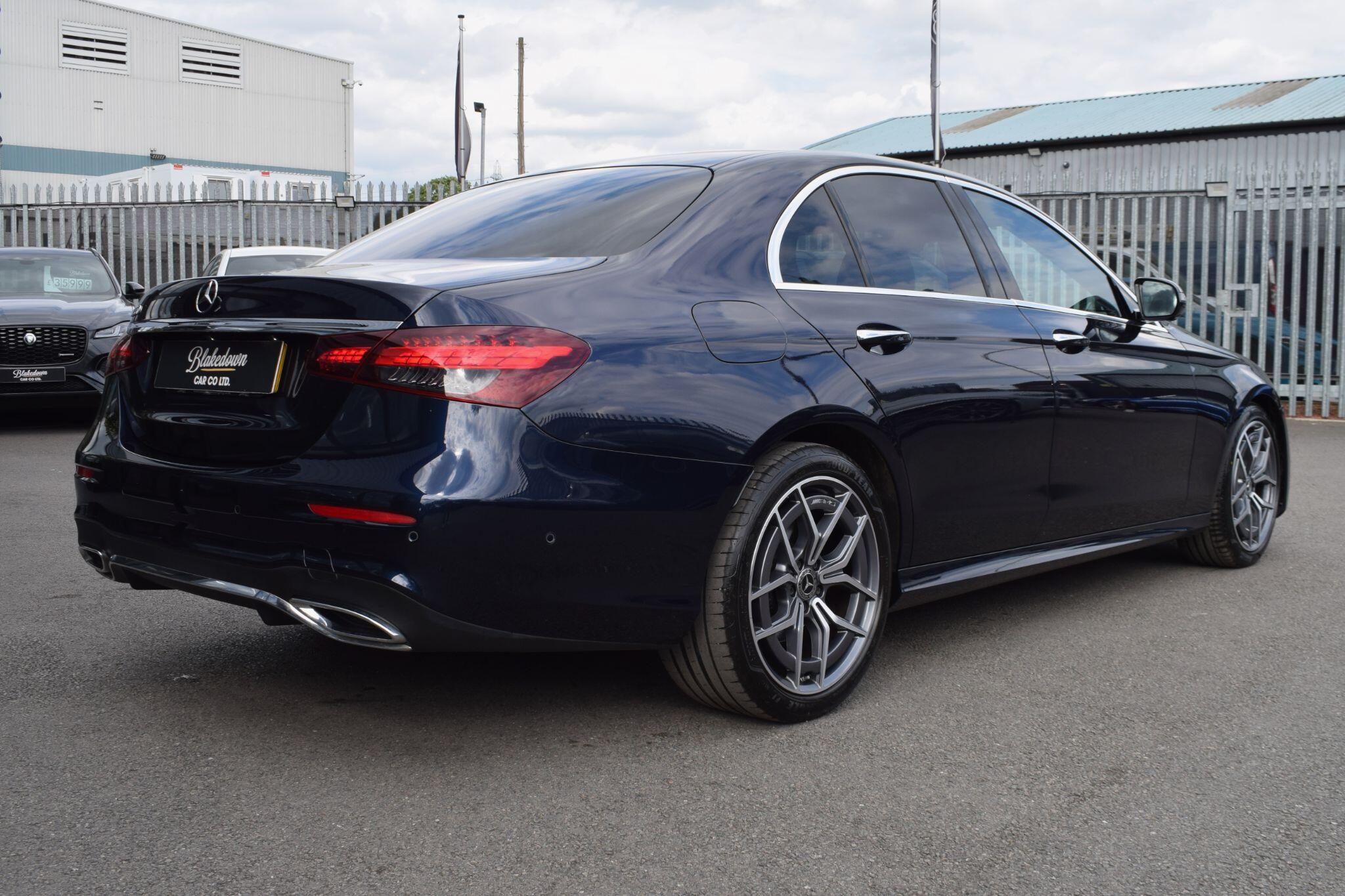 Mercedes-Benz E-Class view 5