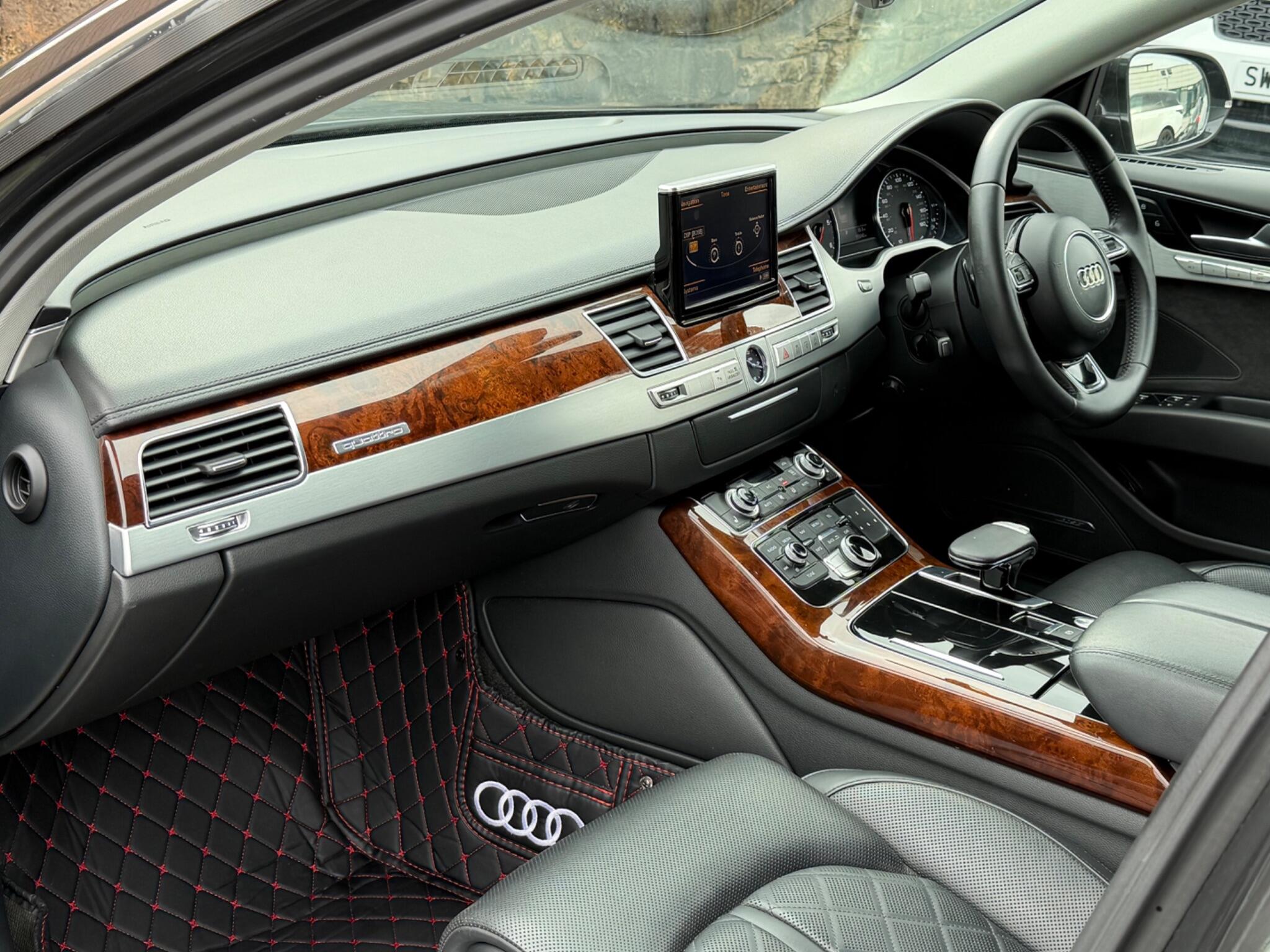 Audi A8 view 13