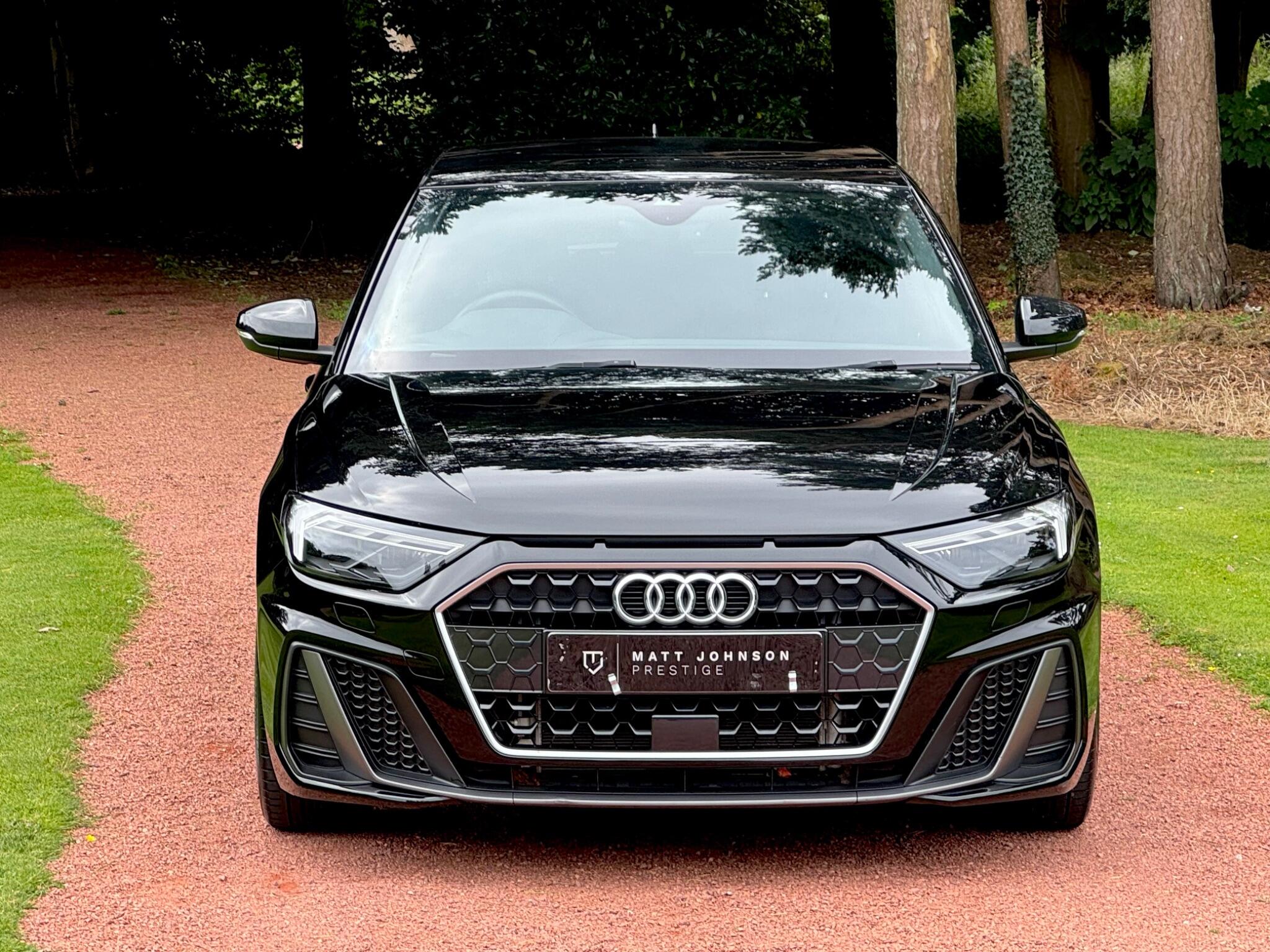 Audi A1 view 2