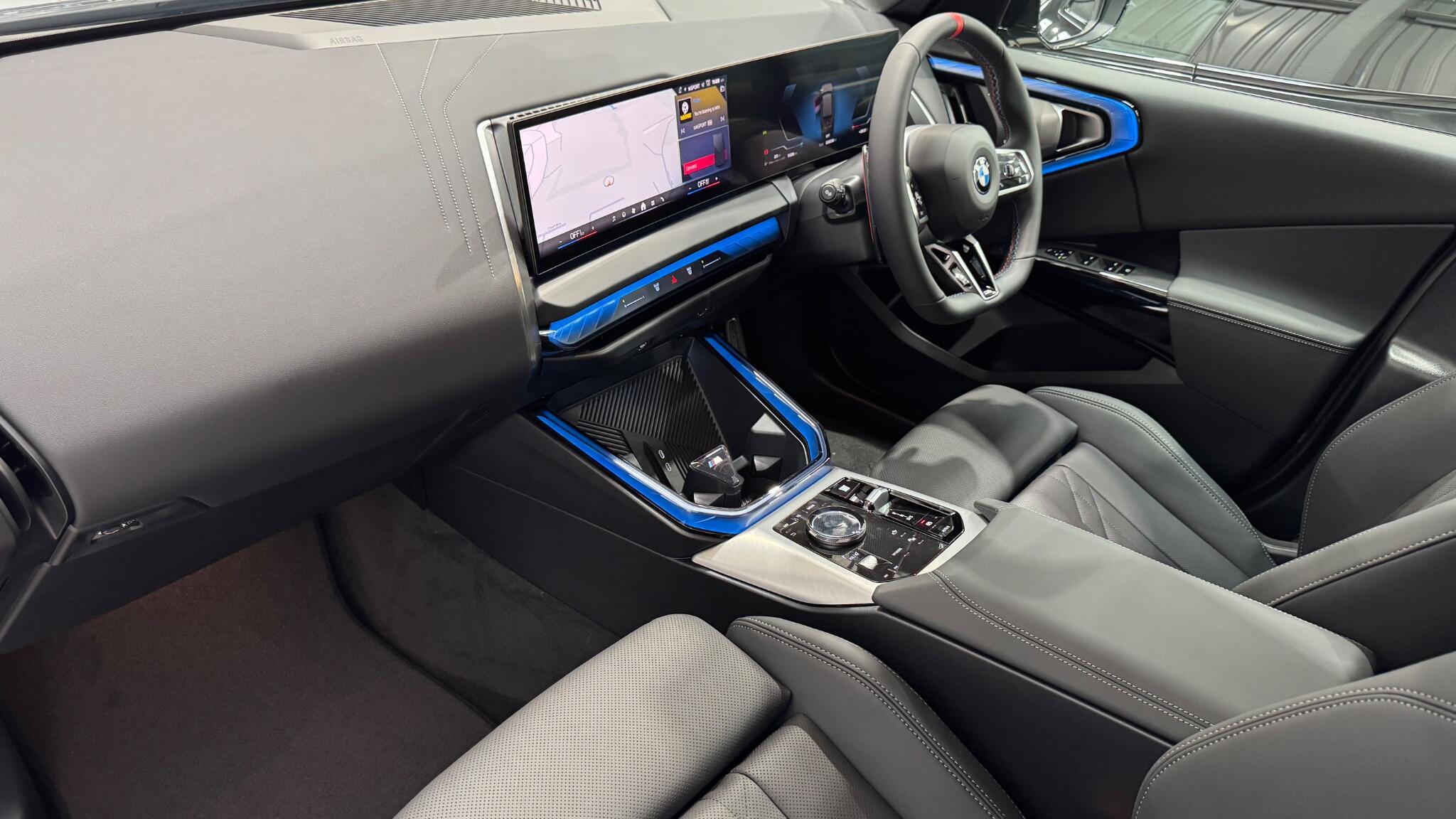 BMW X3 view 7