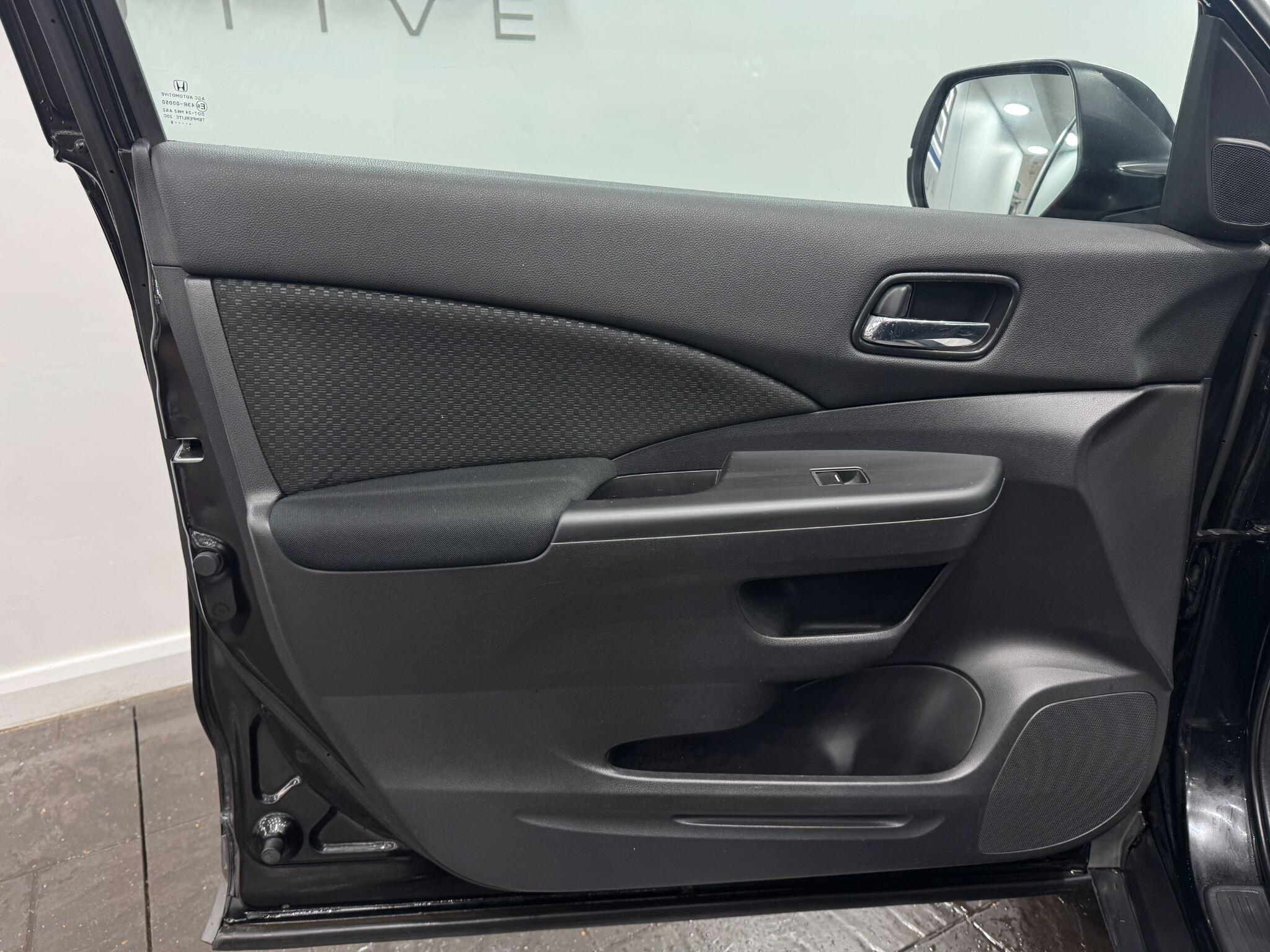 Honda CR-V view 50