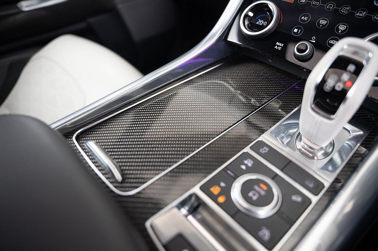 Land Rover Range Rover Sport view 37