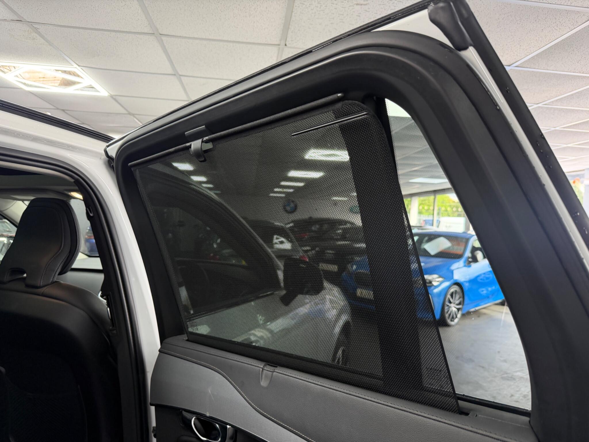 Volvo XC90 view 6