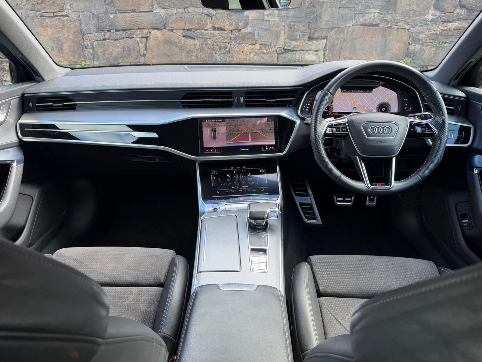 Audi A6 view 10