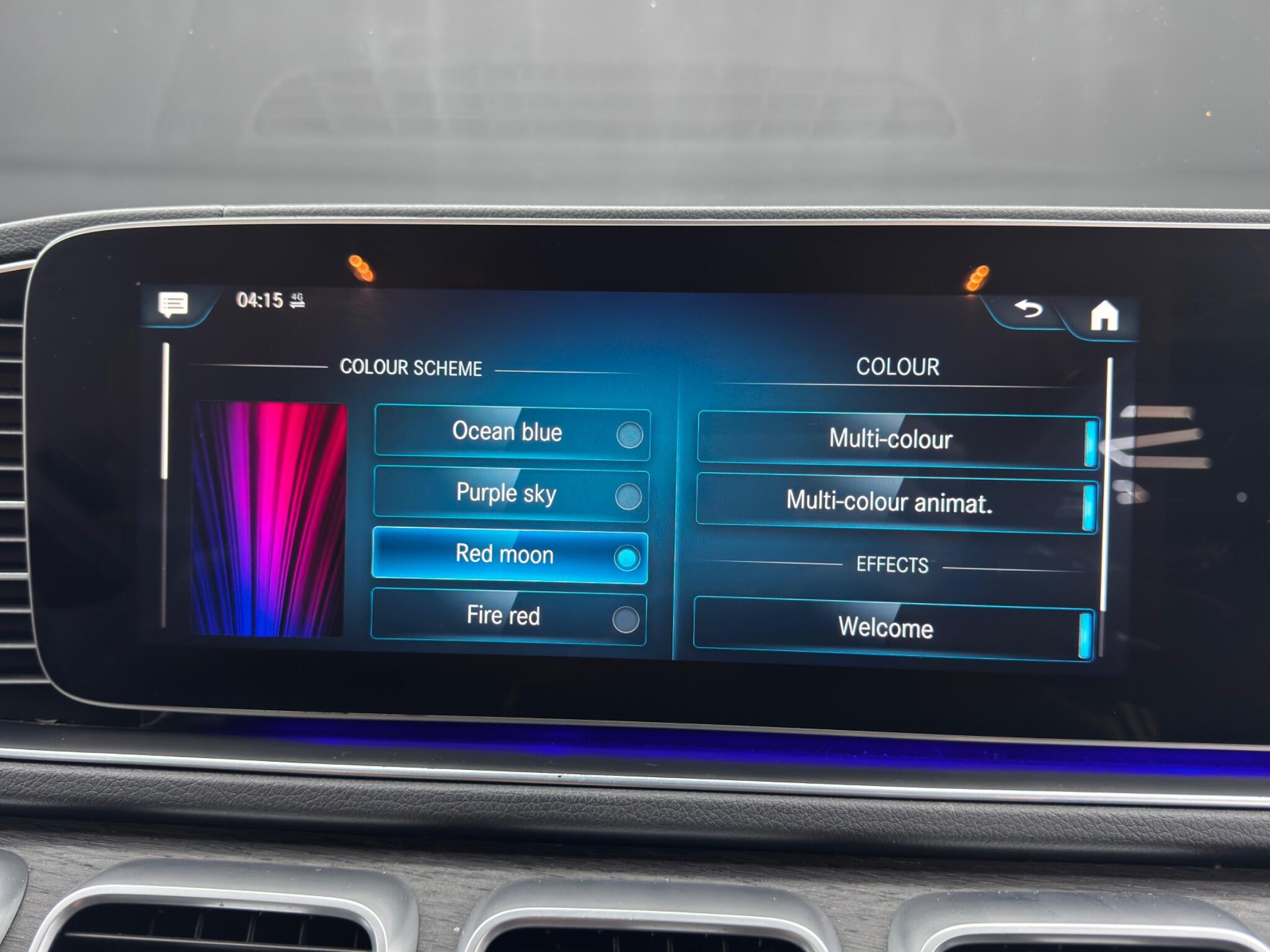 Mercedes-Benz Gle view 33