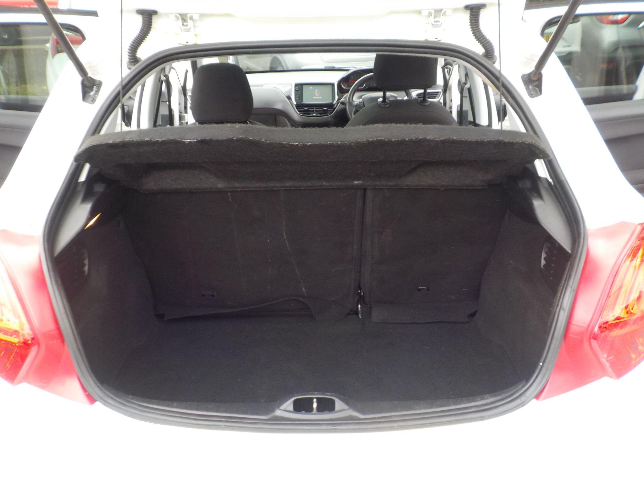 Peugeot 208 1.2 VTi PureTech Style Euro 6 5dr