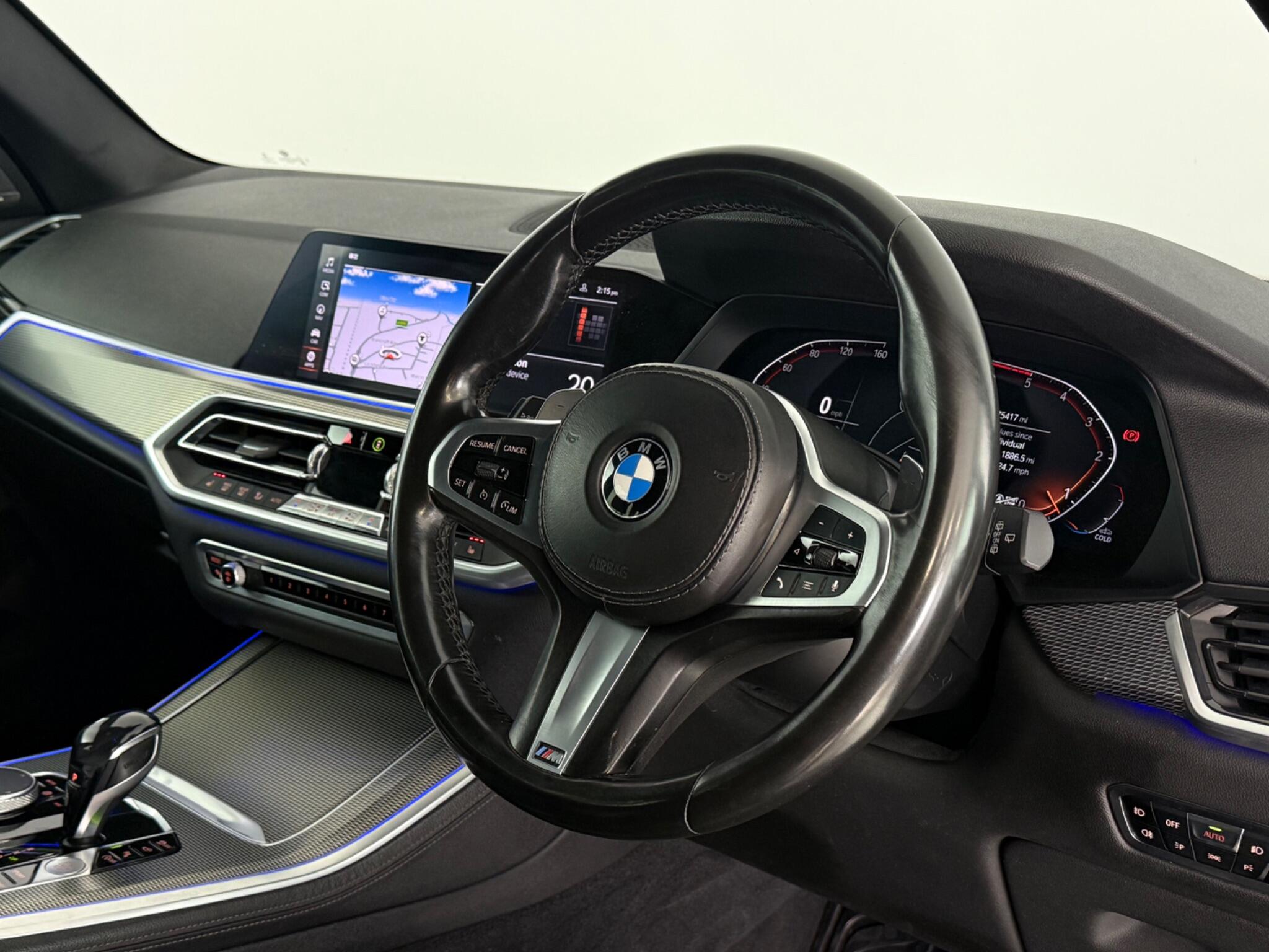 BMW X5 view 3