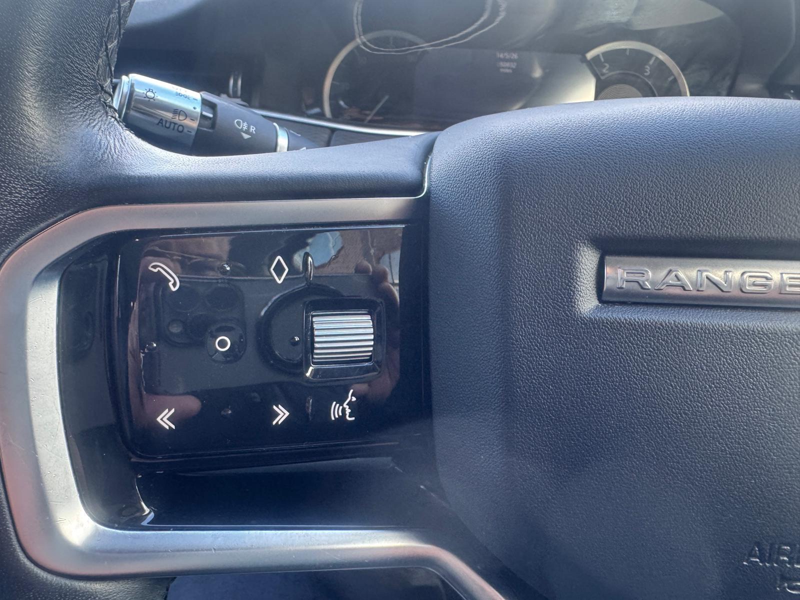 Land Rover Range Rover Evoque view 19