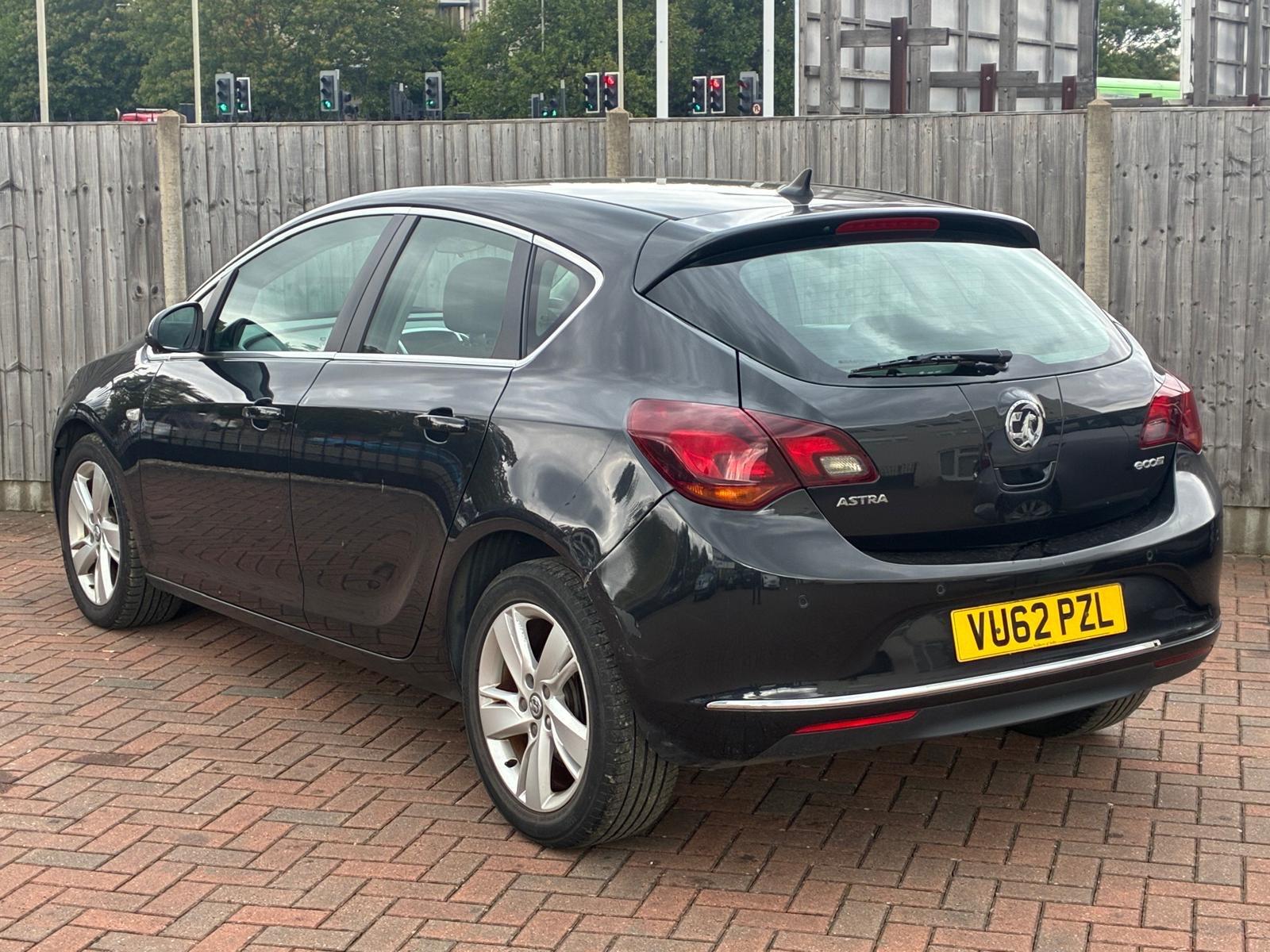 Vauxhall Astra view 7
