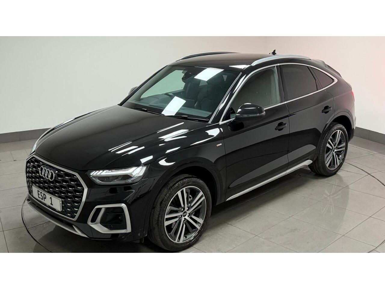 Audi Q5 view 13
