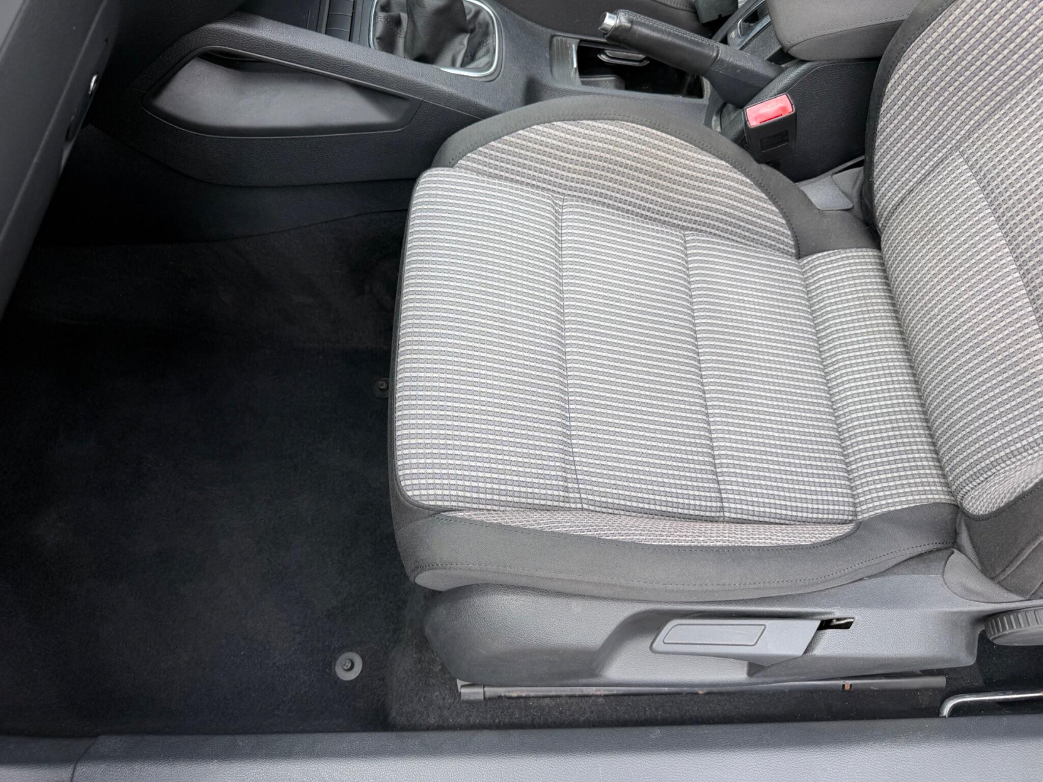 Volkswagen Eos view 18