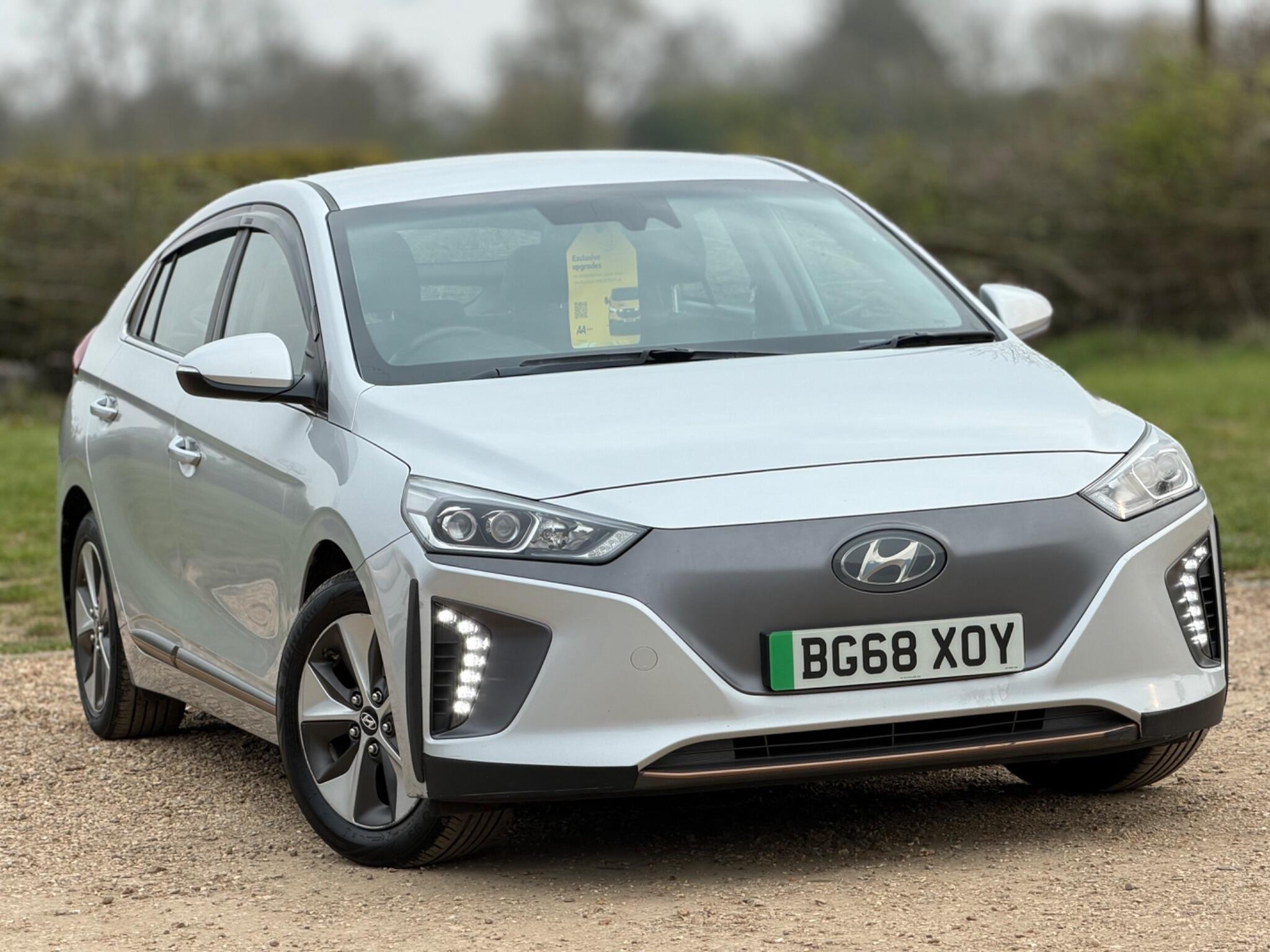 2018 Hyundai IONIQ 28kWh Premium Auto 5dr image 4