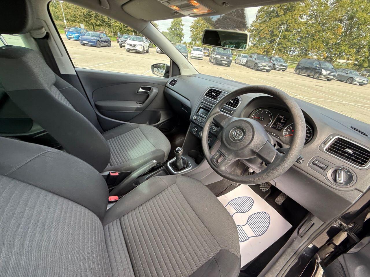 Volkswagen Polo view 12