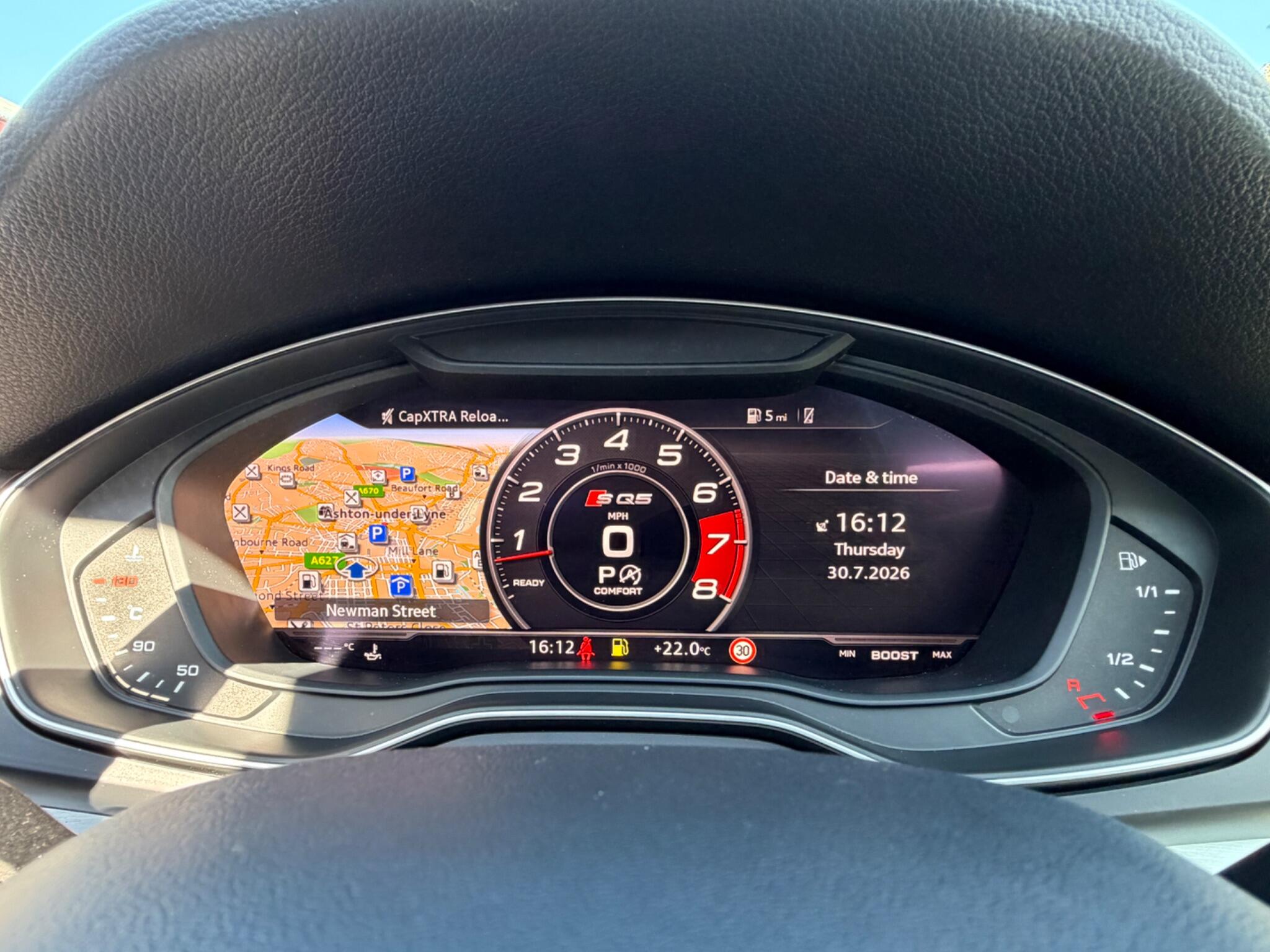 Audi SQ5 view 17