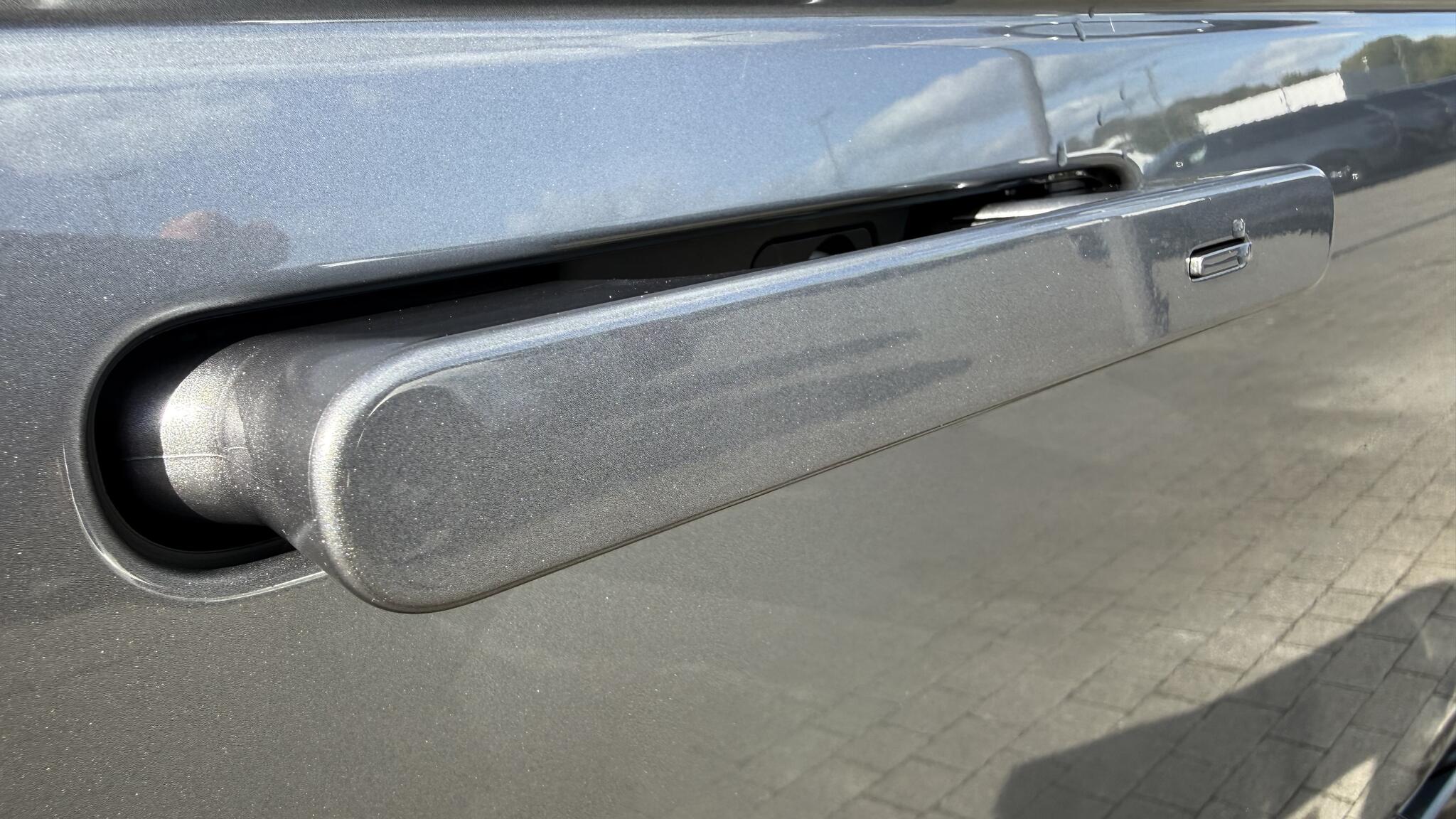 Land Rover Range Rover view 23