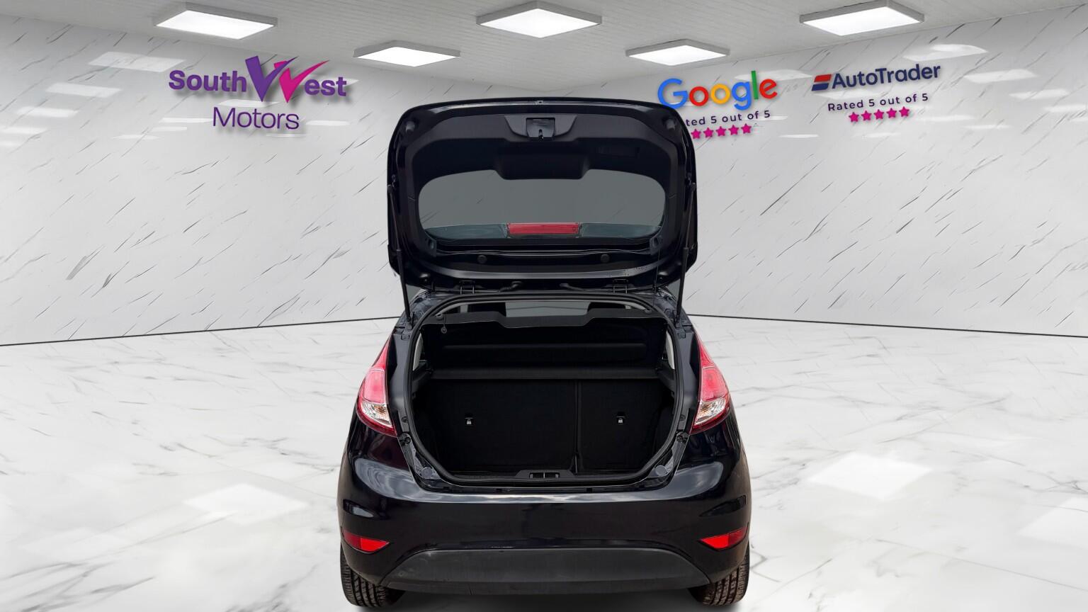 Ford Fiesta view 12