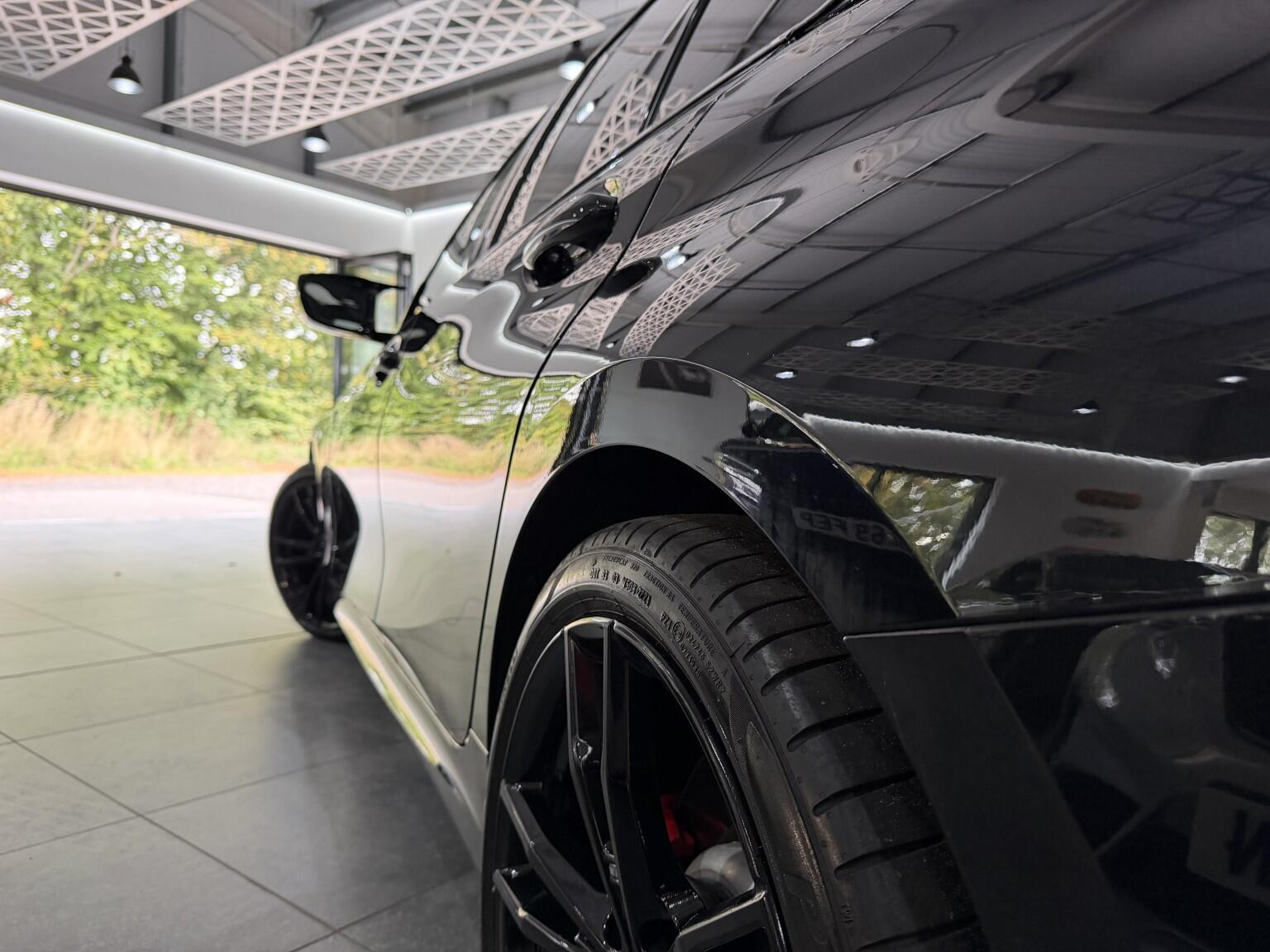 BMW 3 Series view 13