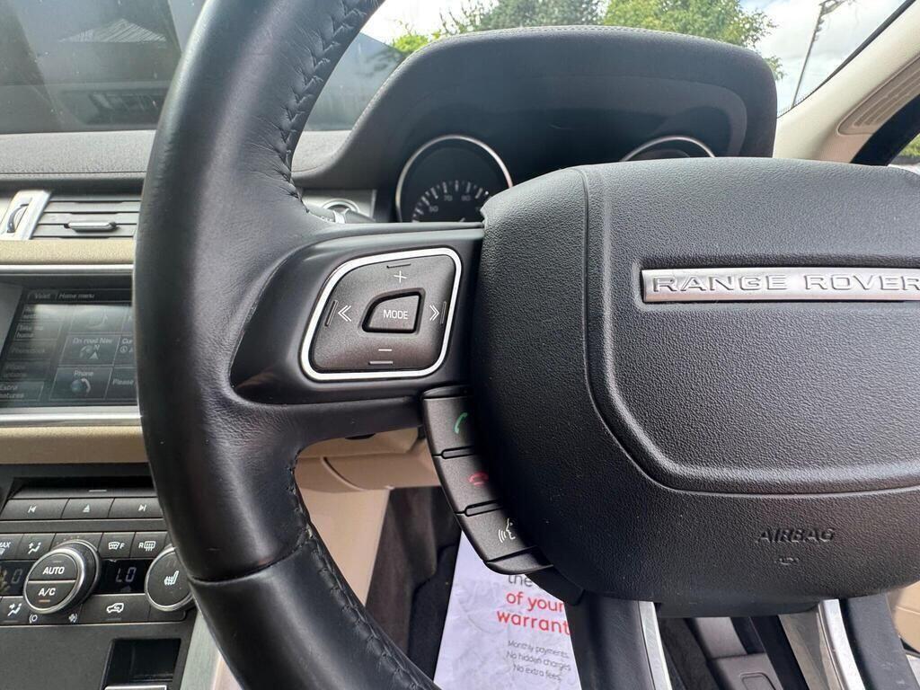 Land Rover Range Rover Evoque view 24