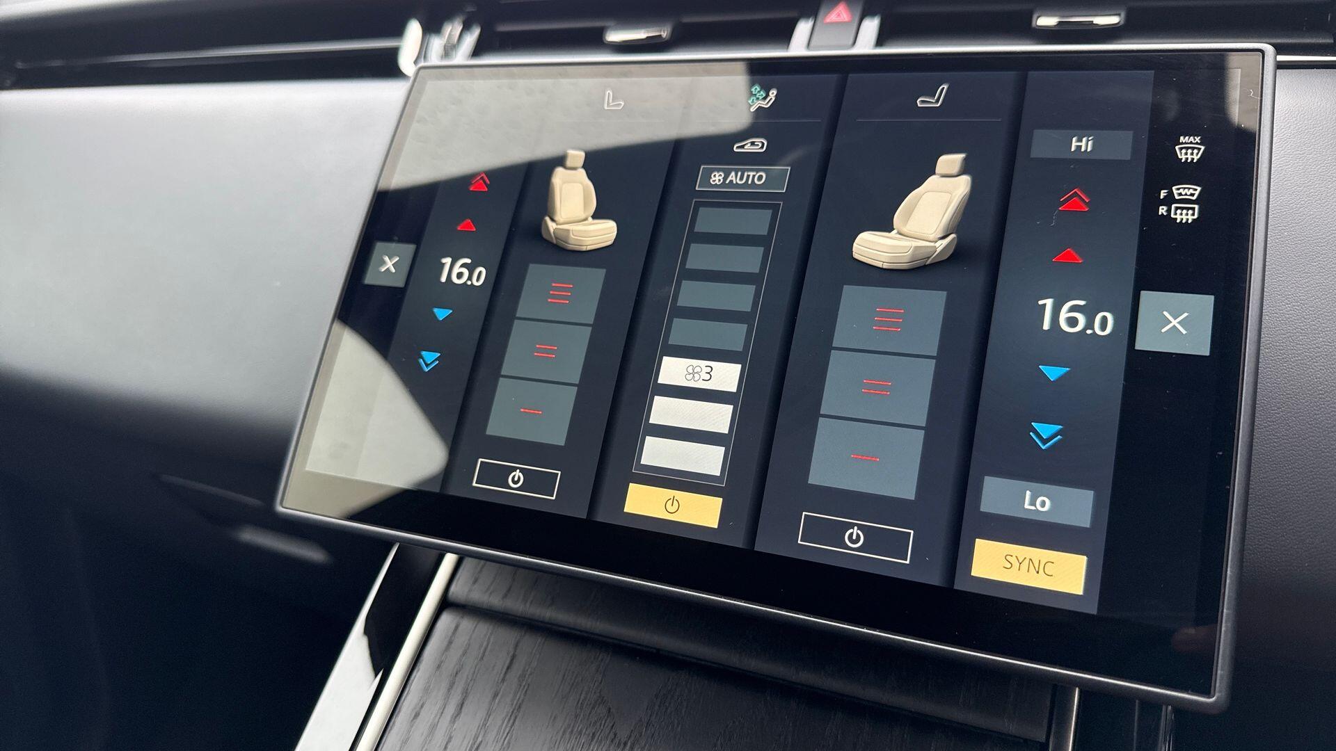 Land Rover Range Rover Evoque view 35
