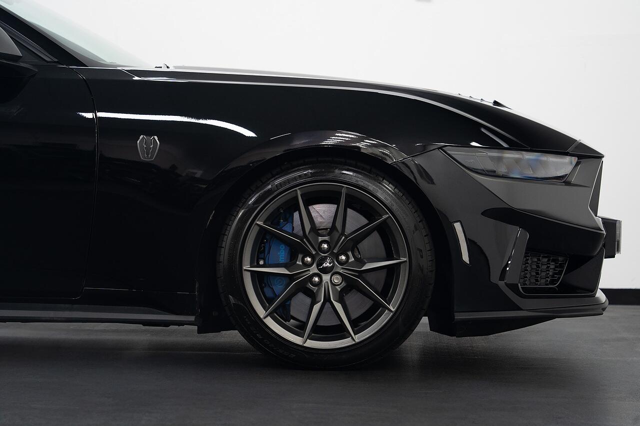 Ford Mustang view 27