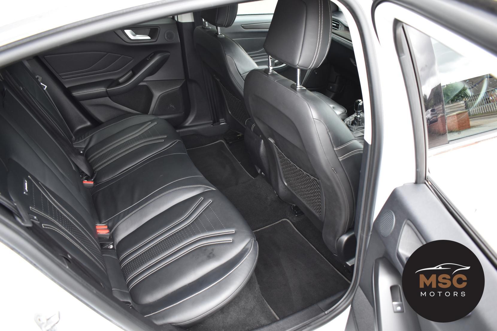 Ford Focus view 37