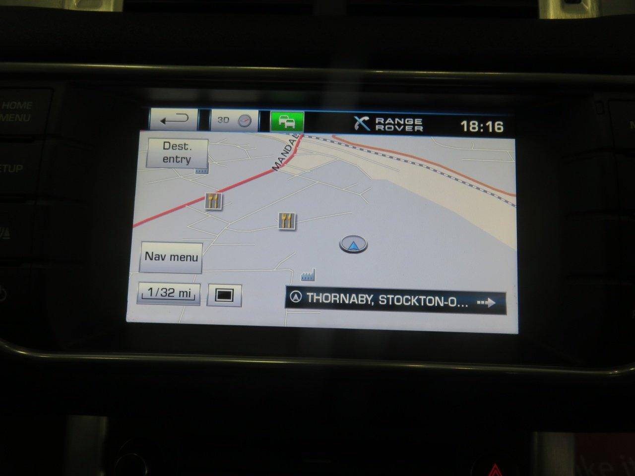 Land Rover Range Rover Evoque view 36
