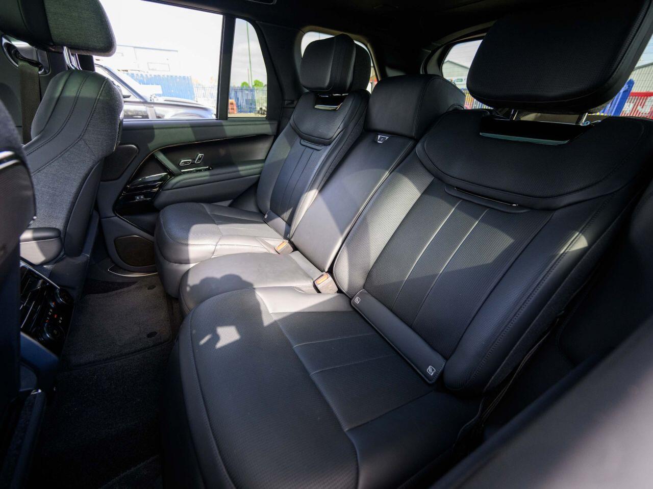 Land Rover Range Rover view 28
