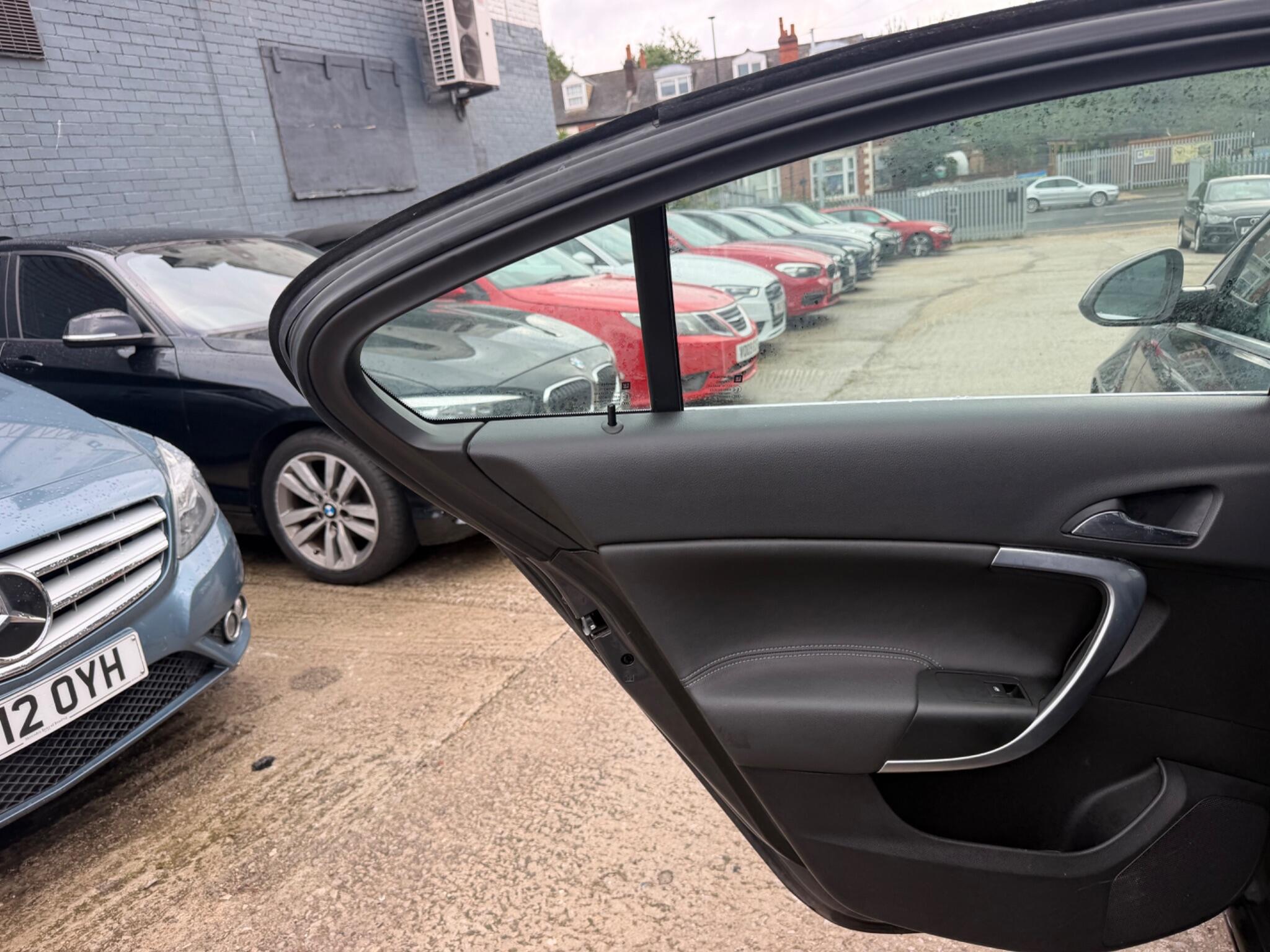 Vauxhall Insignia view 24