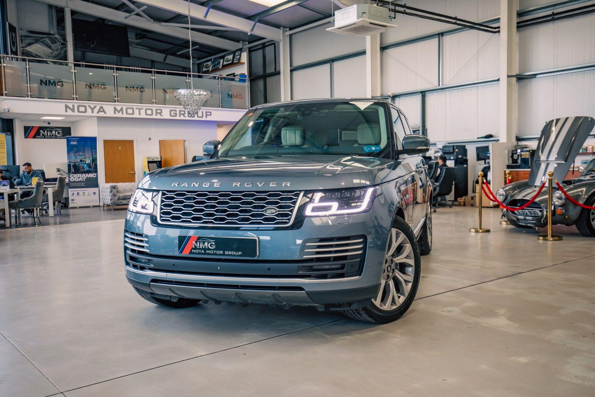 Land Rover Range Rover view 4