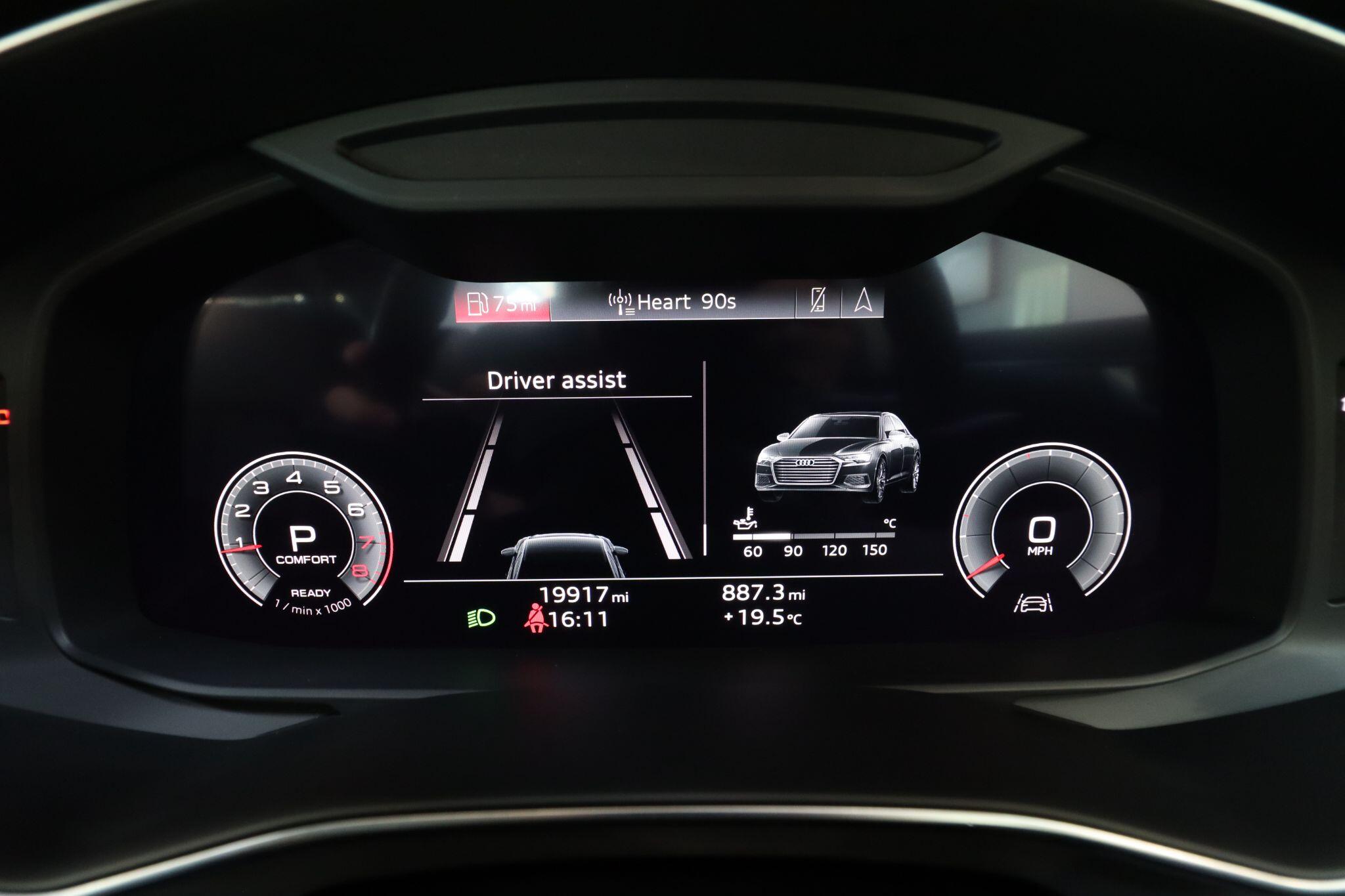 Audi A6 Saloon view 41