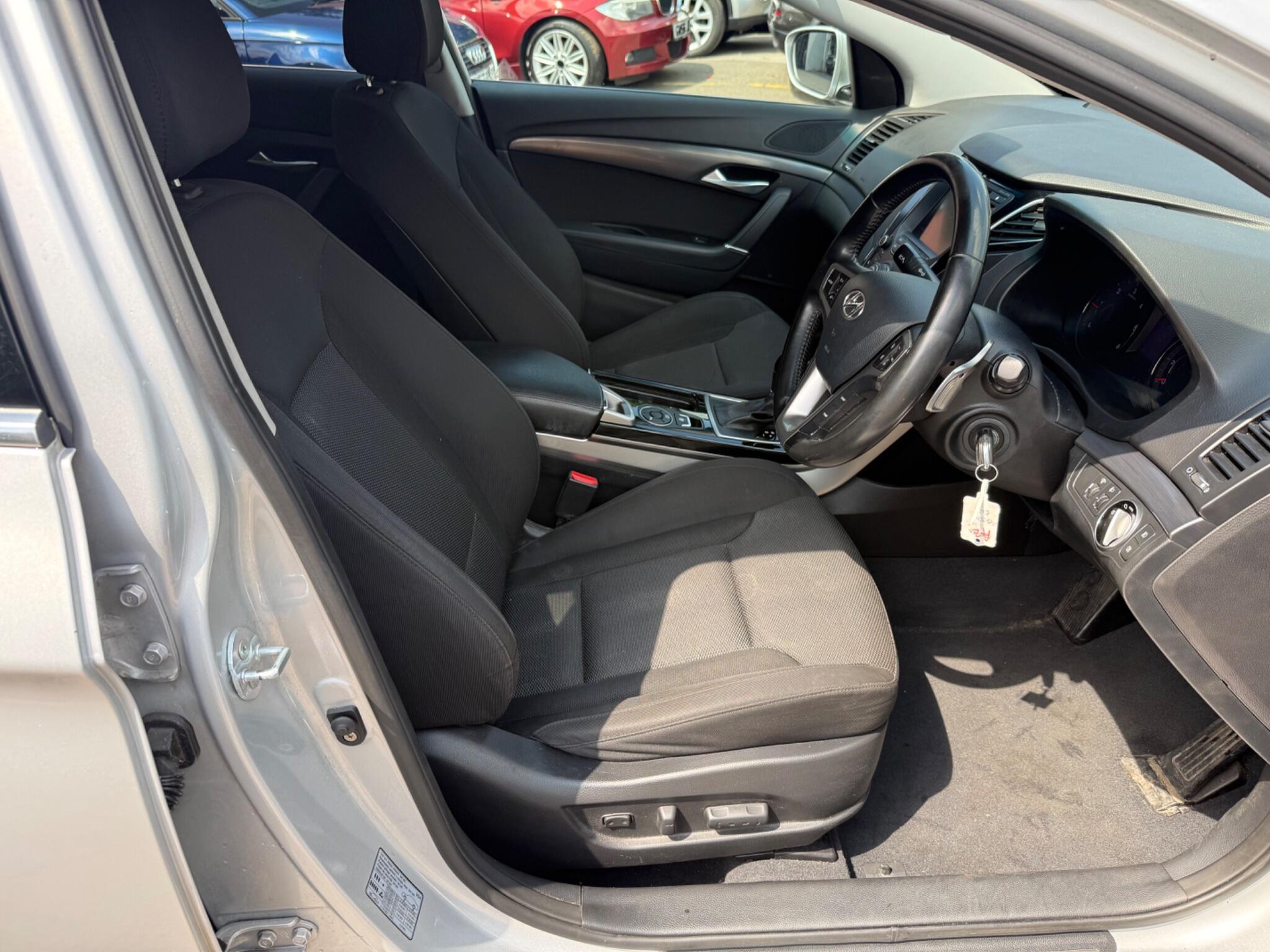 Hyundai I40 view 27