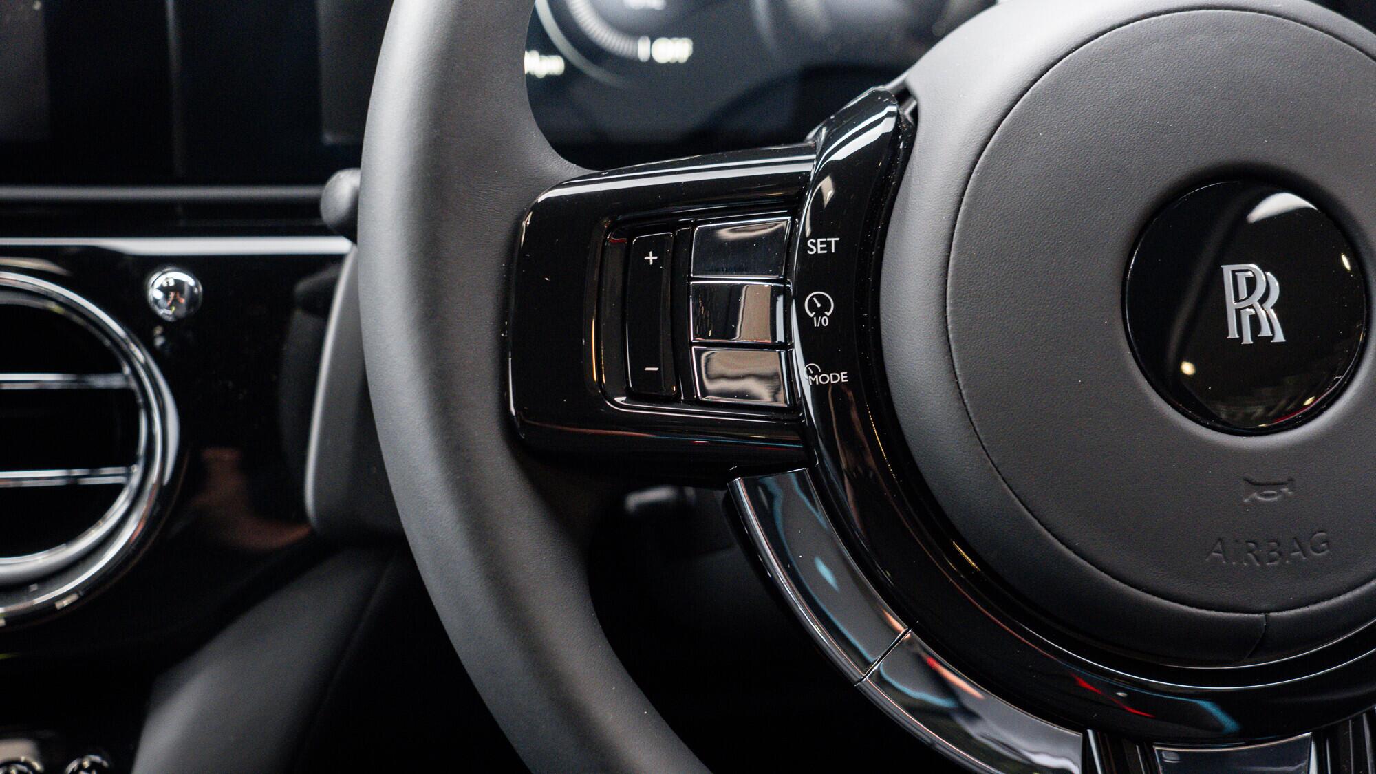 Rolls-Royce Spectre view 35