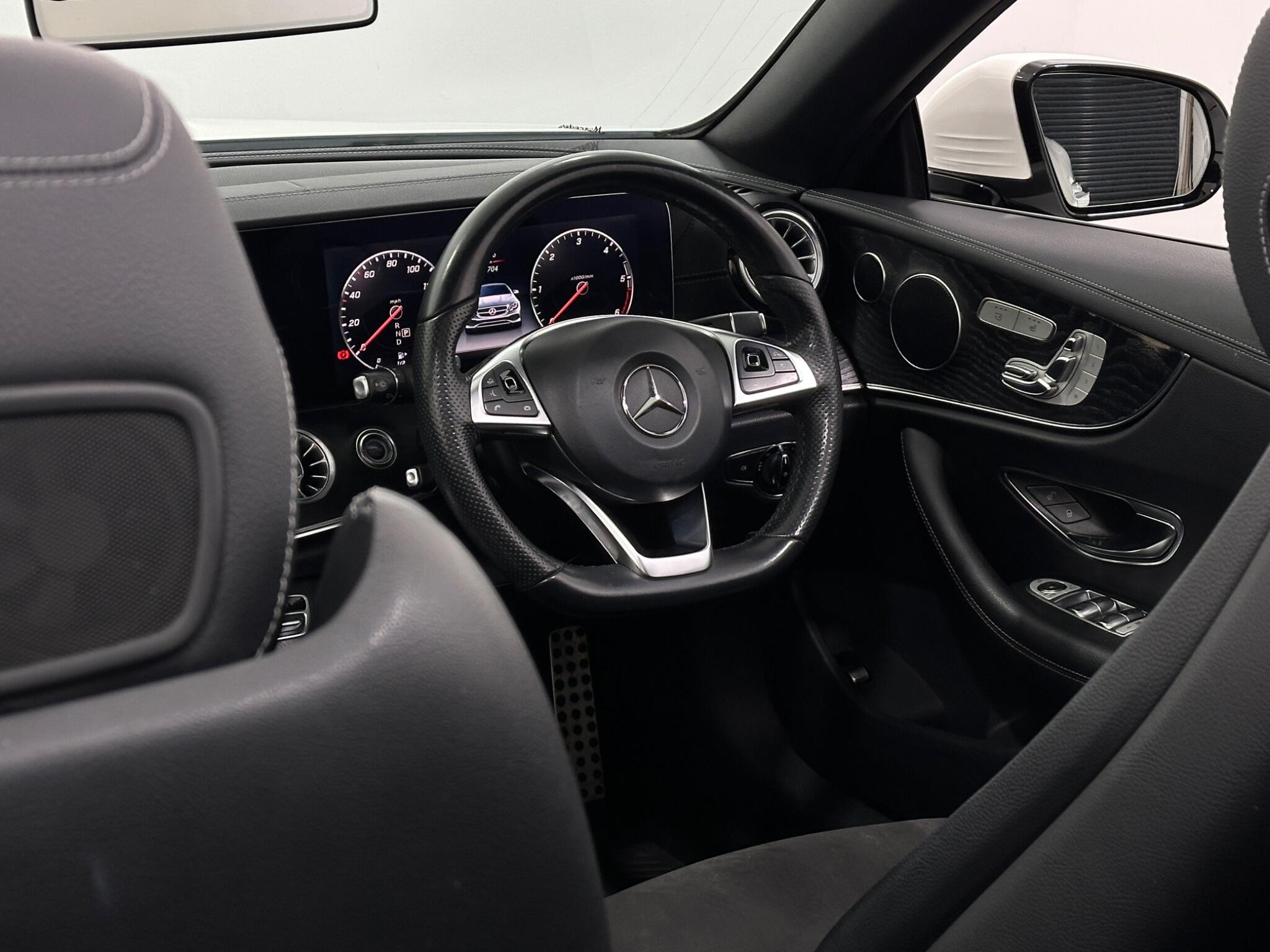 Mercedes-Benz E-Class view 12