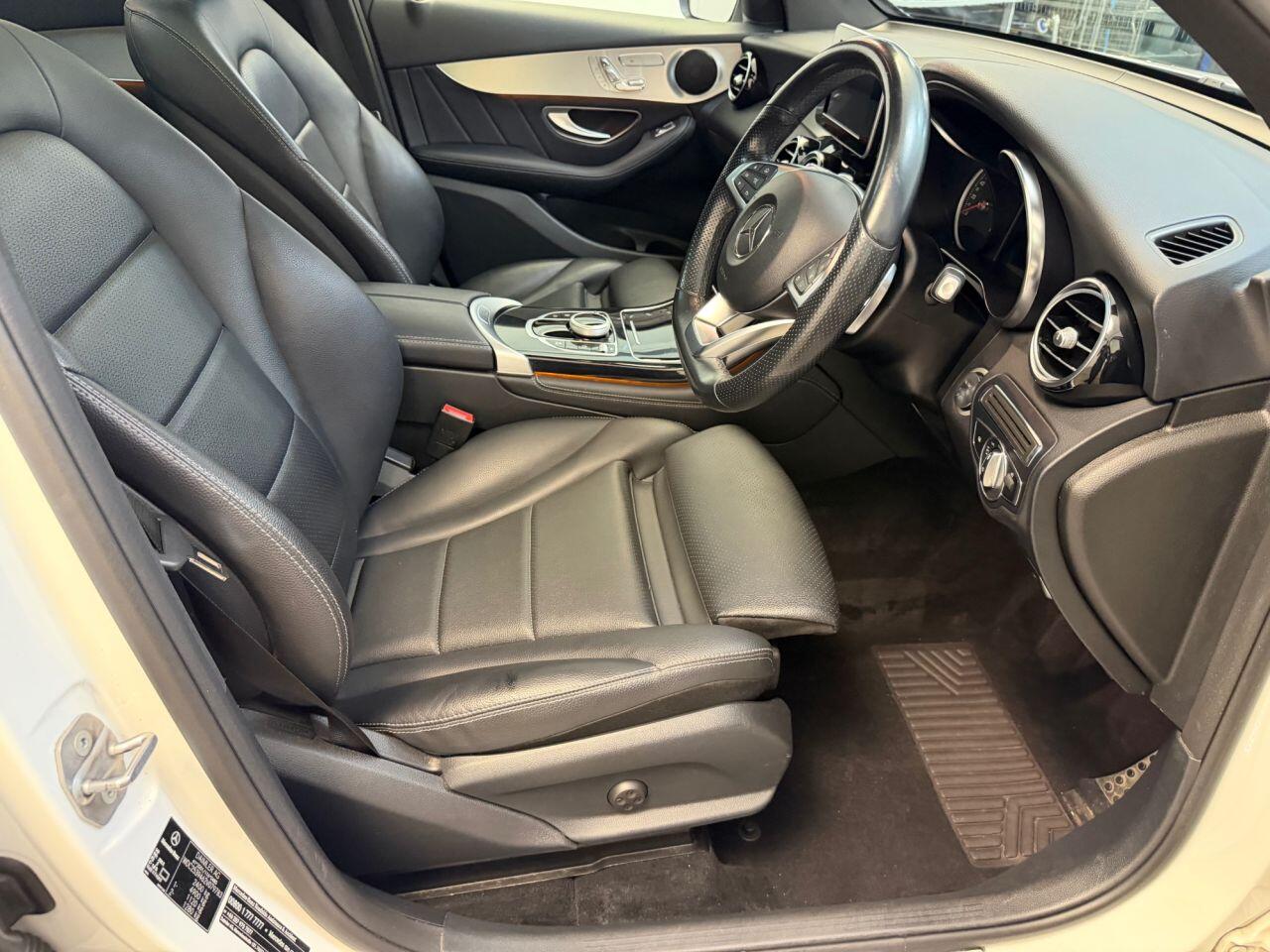 Mercedes-Benz GLC view 35