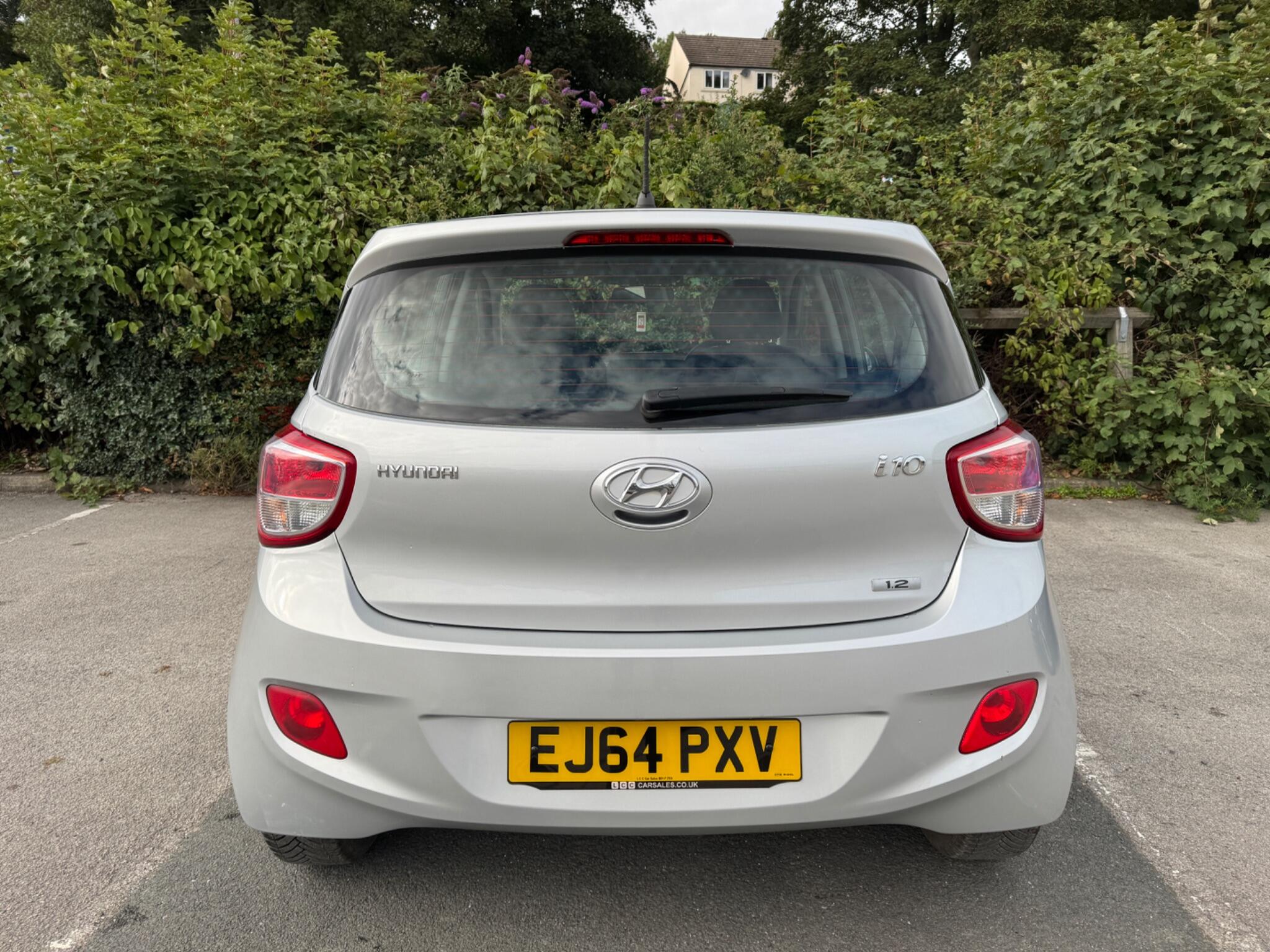 Hyundai I10 view 8