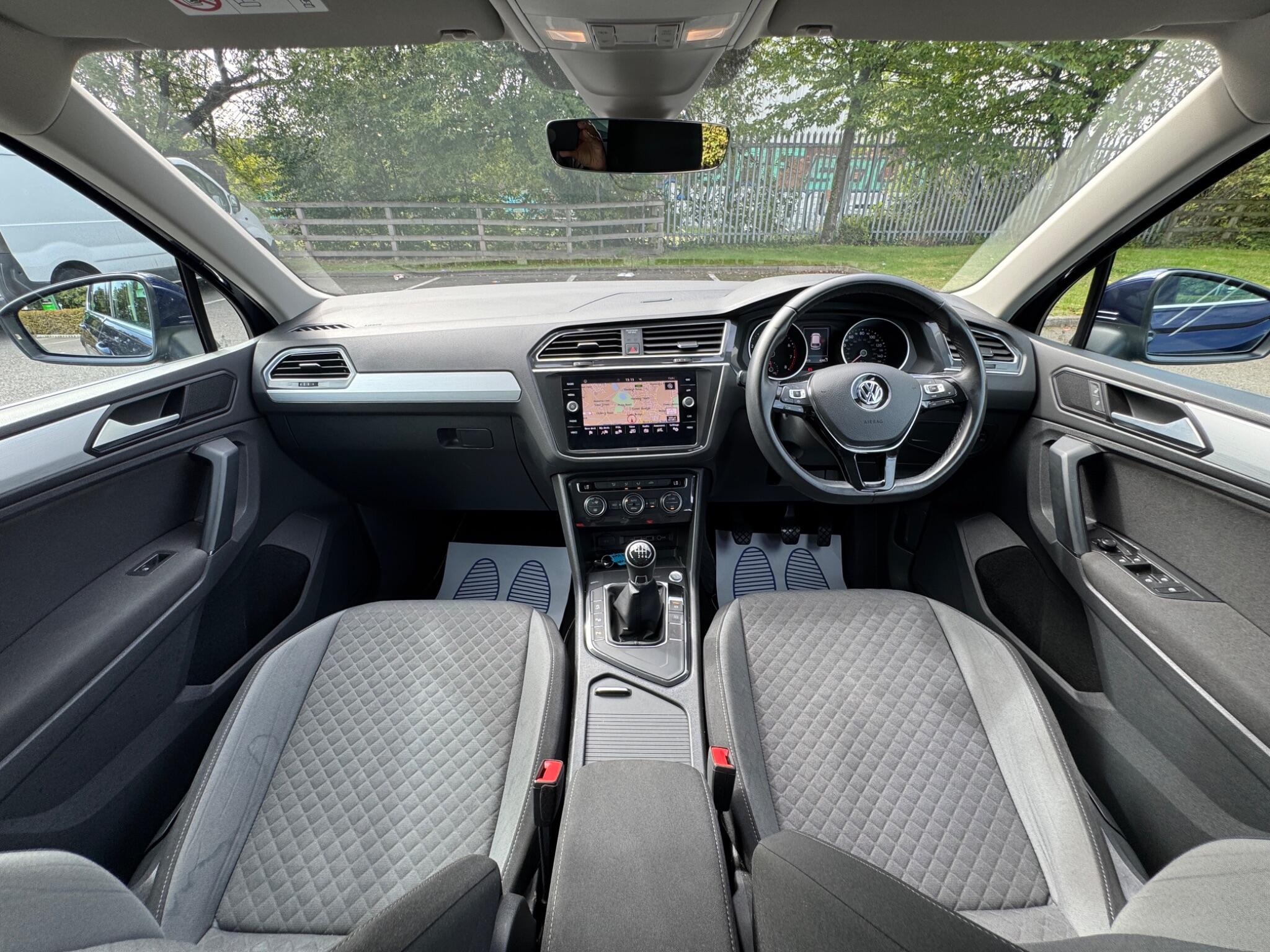 Volkswagen Tiguan view 28