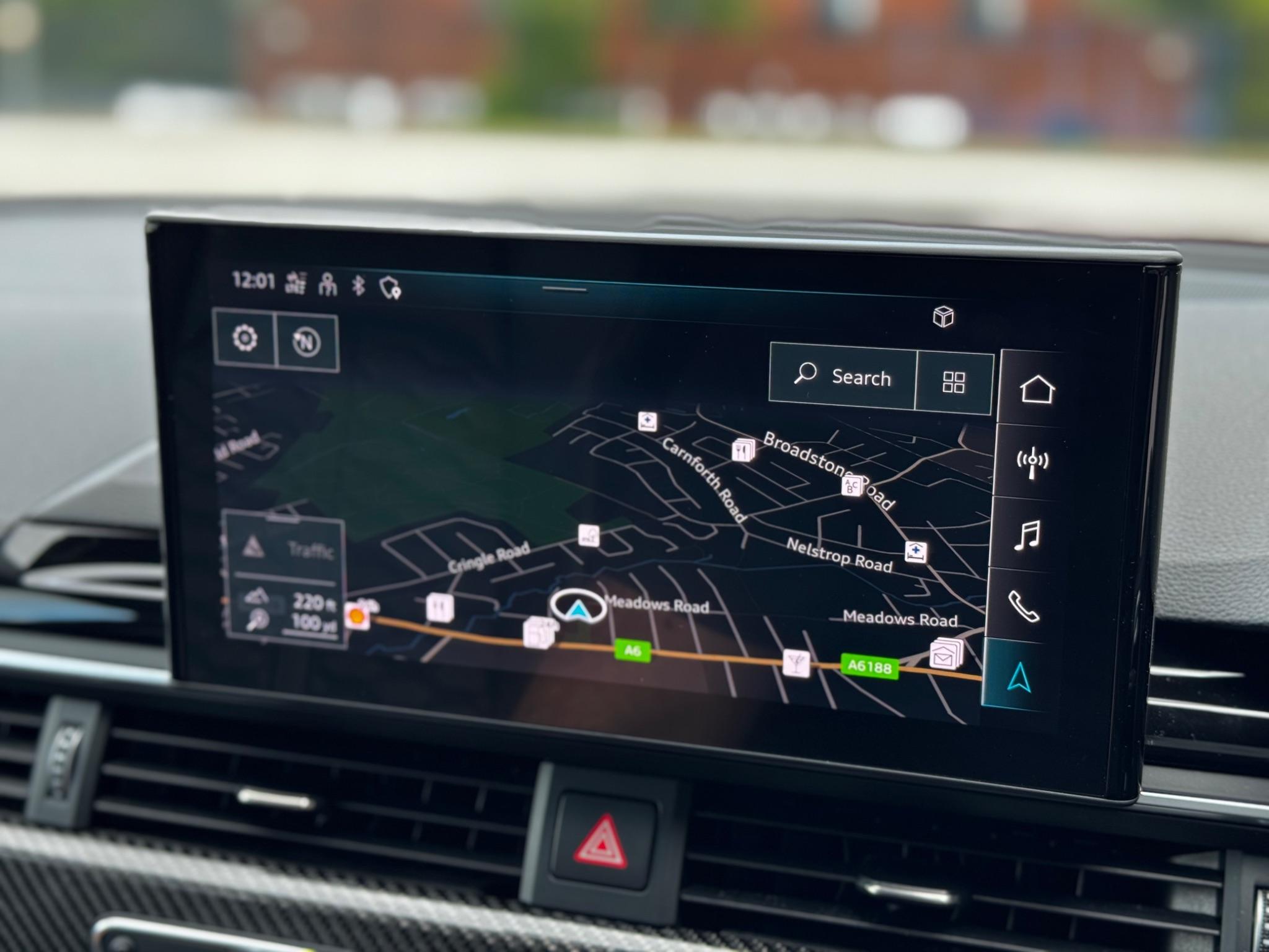 Audi RS4 view 31