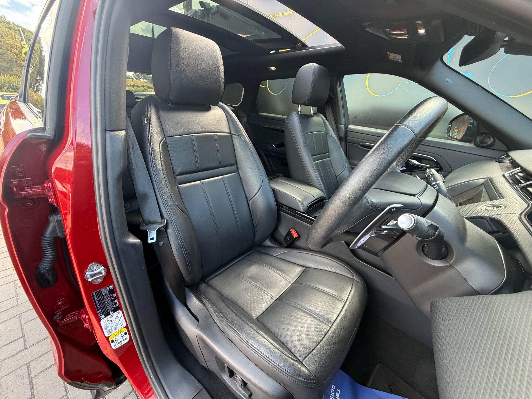 Land Rover Range Rover Evoque view 15