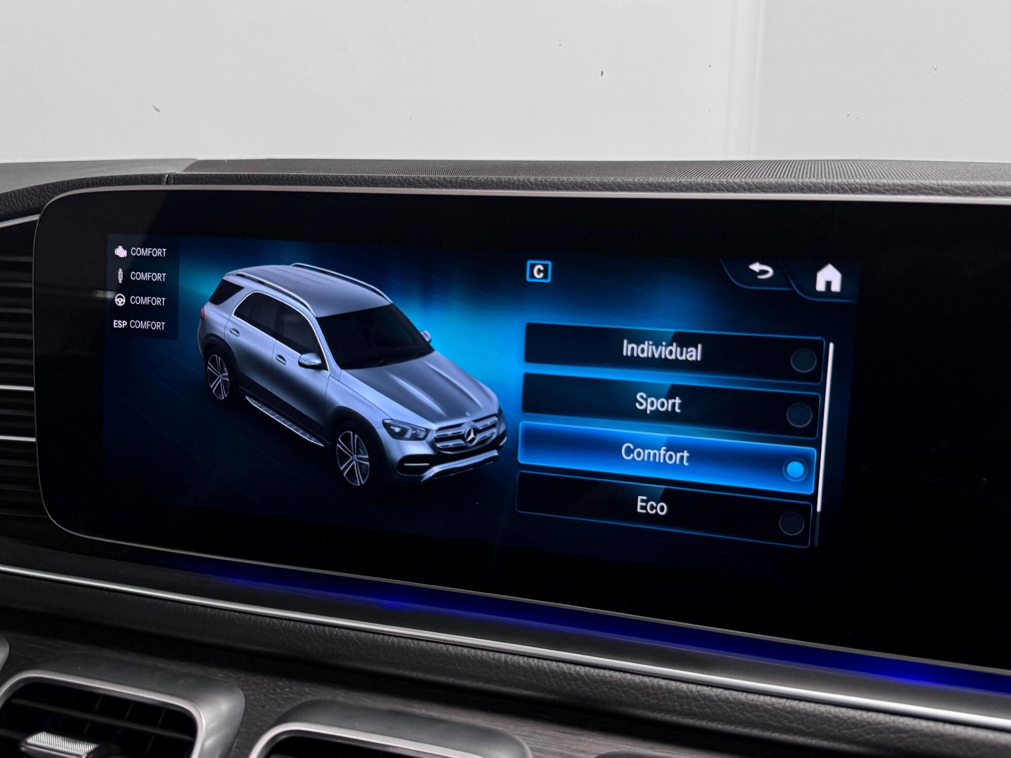 Mercedes-Benz GLE view 71
