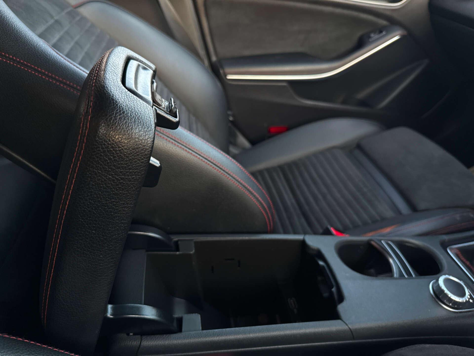 Mercedes-Benz Cla view 63