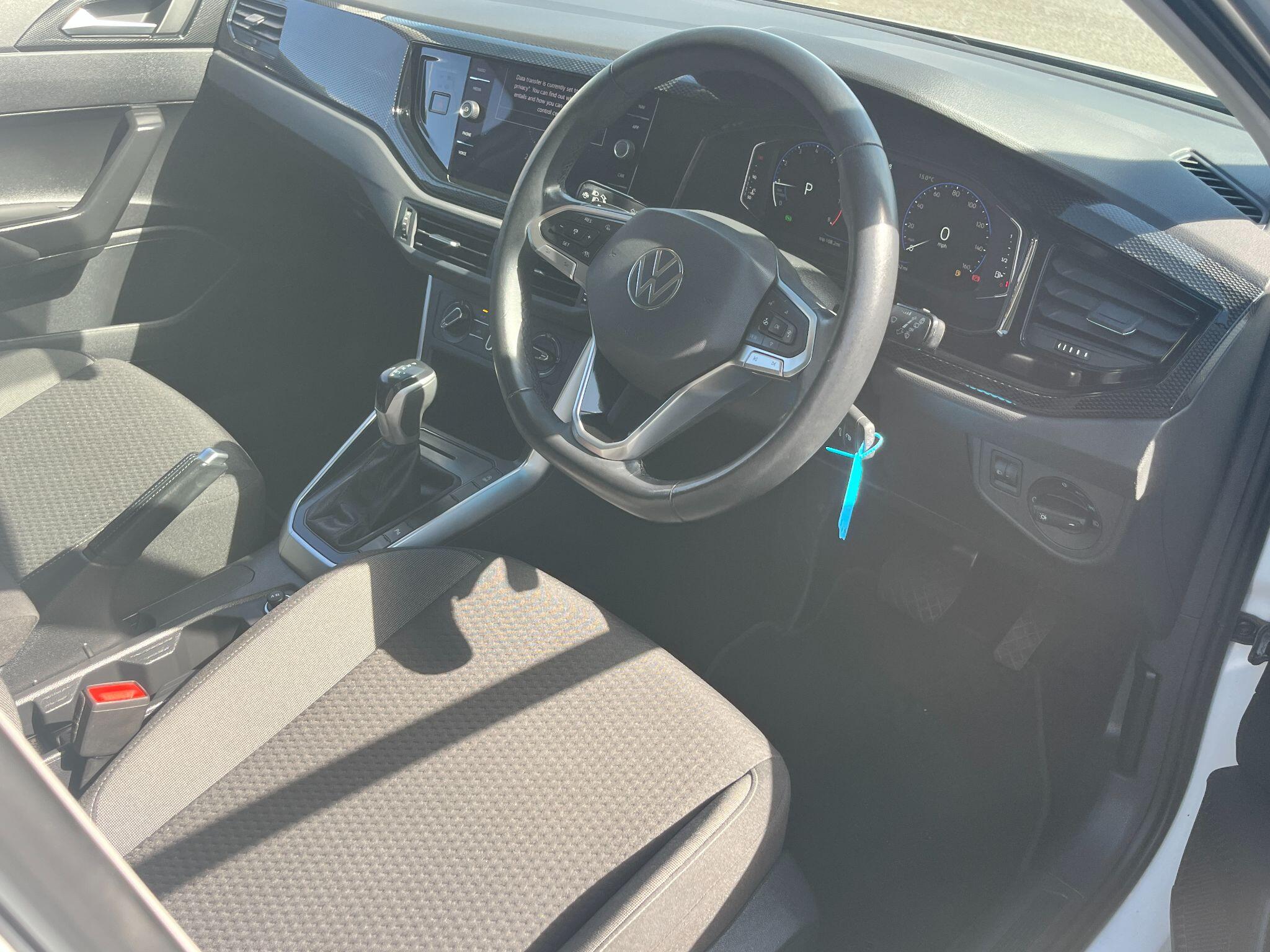 Volkswagen Polo view 13