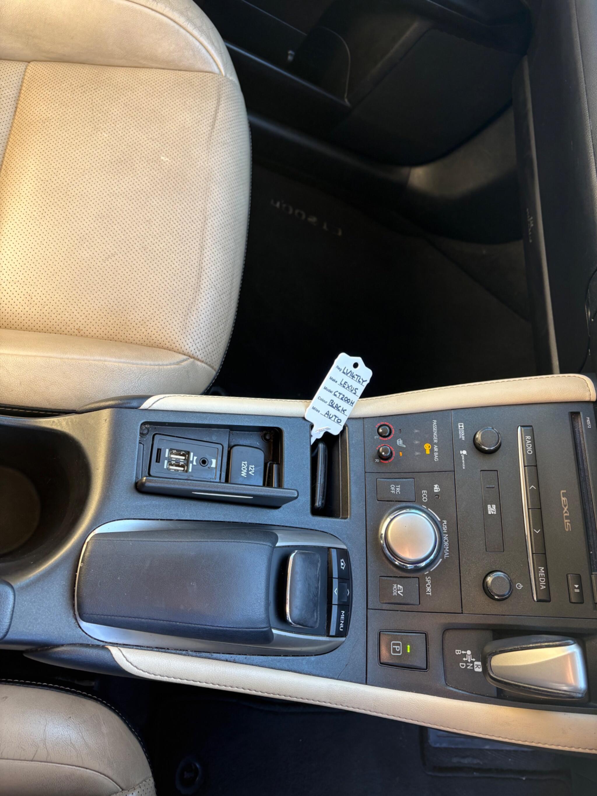 2014 Lexus CT 1.8 200h Luxury CVT Euro 6 (s/s) 5dr • 99,475 miles image 20