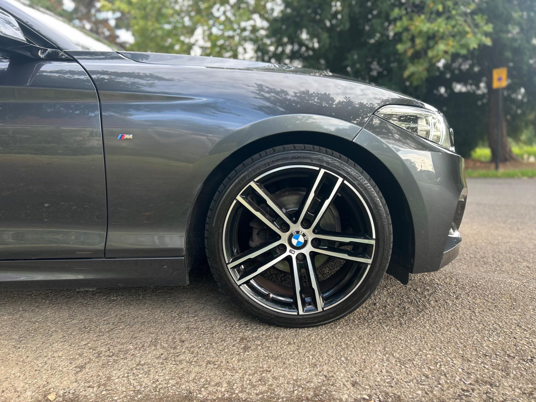 BMW 2 Series view 36