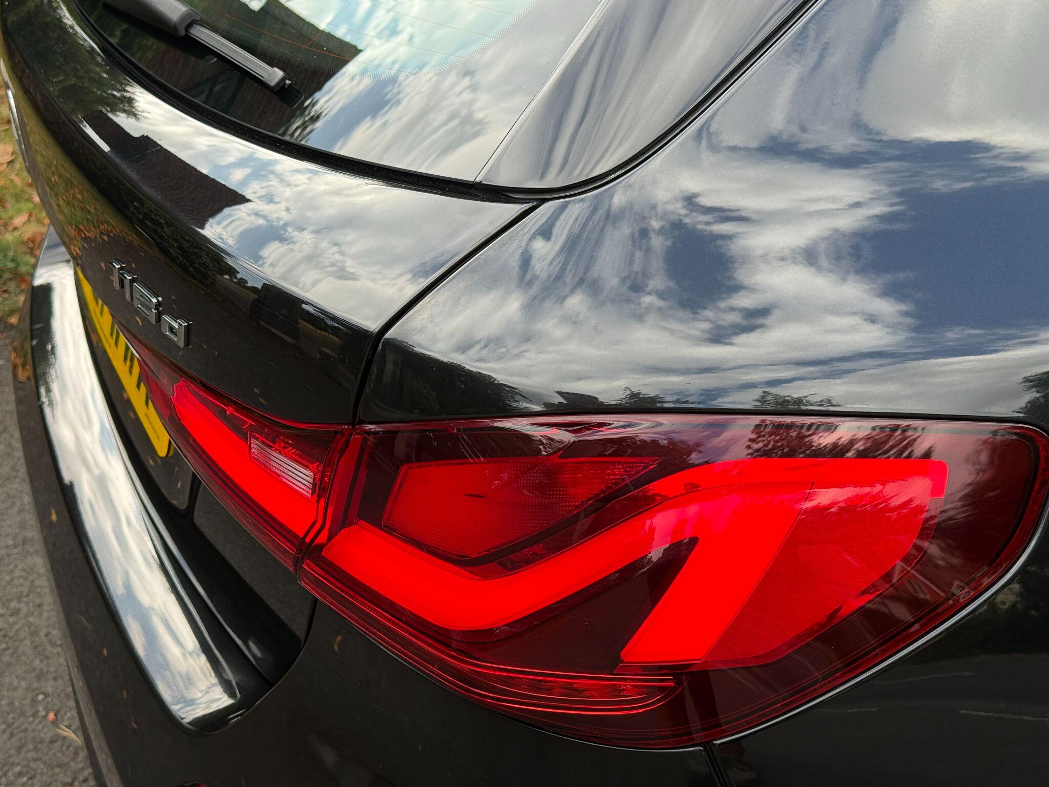 BMW 1 Series view 17