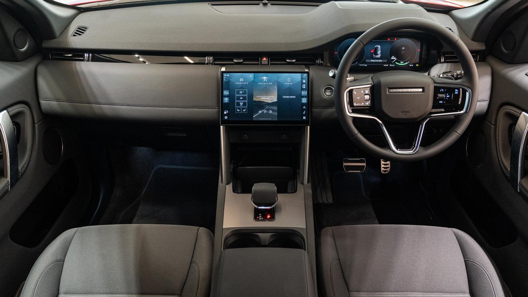 Land Rover Discovery Sport view 10